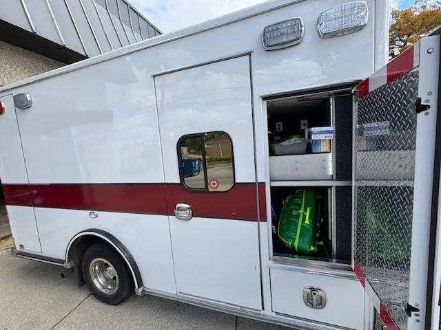 2016 Road Rescue Ford Type III Ambulance - image 6
