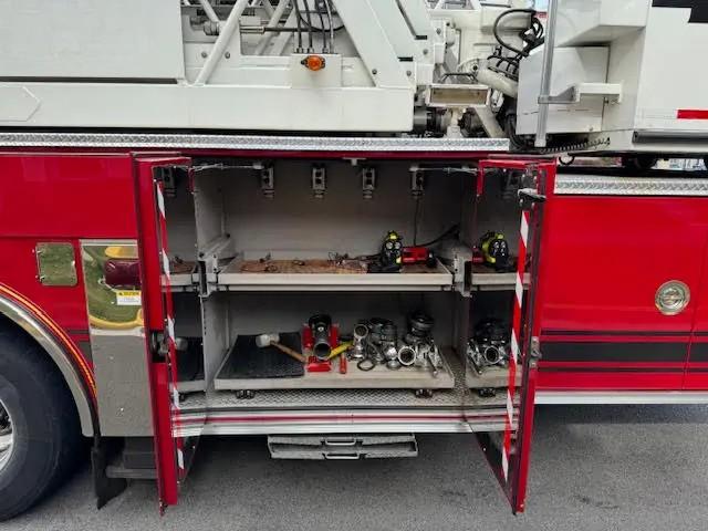 2004 Pierce Dash 95' Platform - image 16