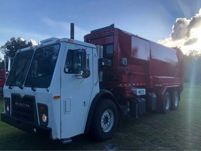2012 Mack Labrie Automated Side Loader