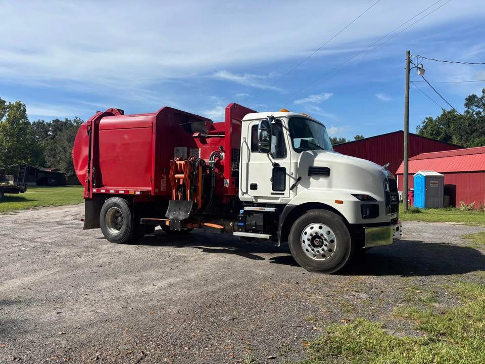 2023 Mack Pac-Tech Automated Side Loader - image 2