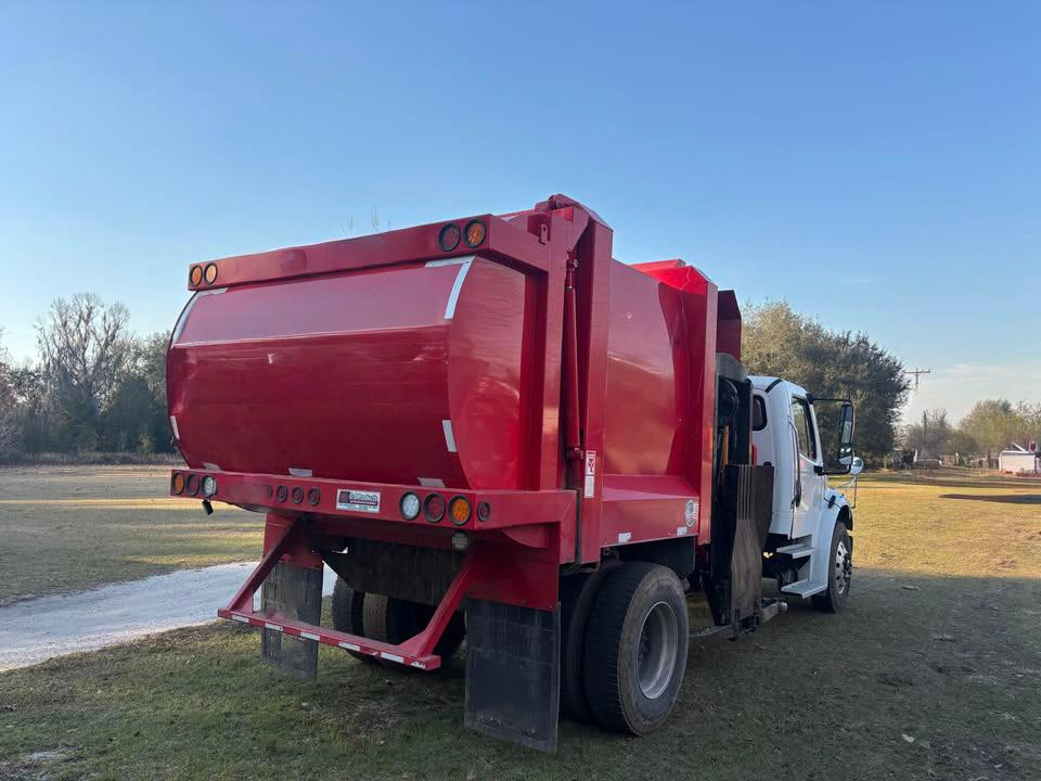 2022 Freightliner Automated Side Loader - image 4