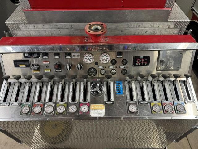 2001 Pierce Enforcer Pumper - image 6