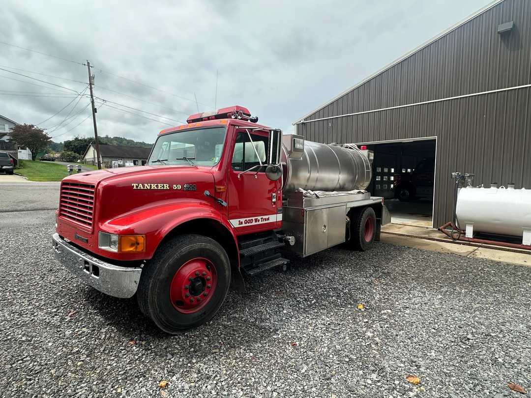 1998 International Tanker 750/1900