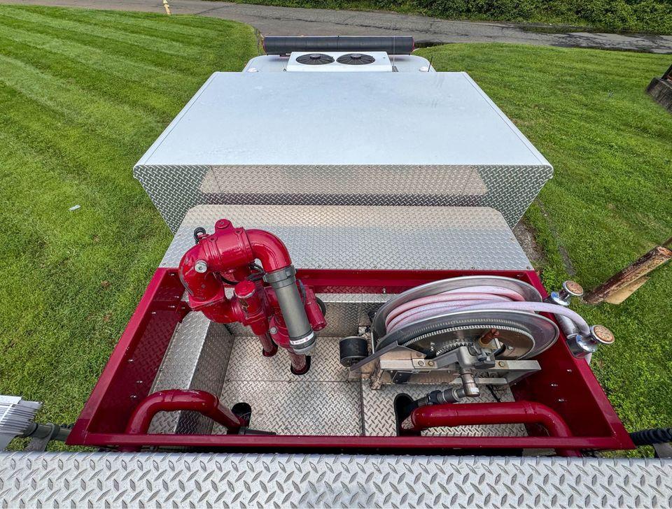 2005 Pierce Dash Rescue Pumper - image 2