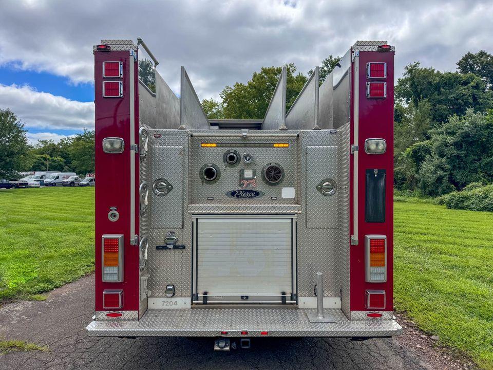 2005 Pierce Dash Rescue Pumper - image 4
