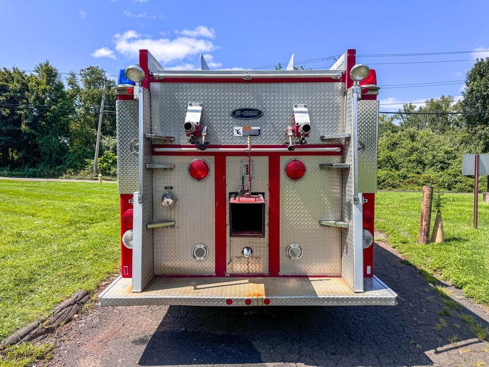 1989 GMC 2500 Gallon Tanker - image 3