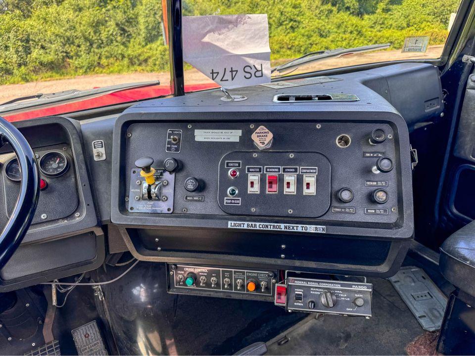 1989 GMC 2500 Gallon Tanker - image 19