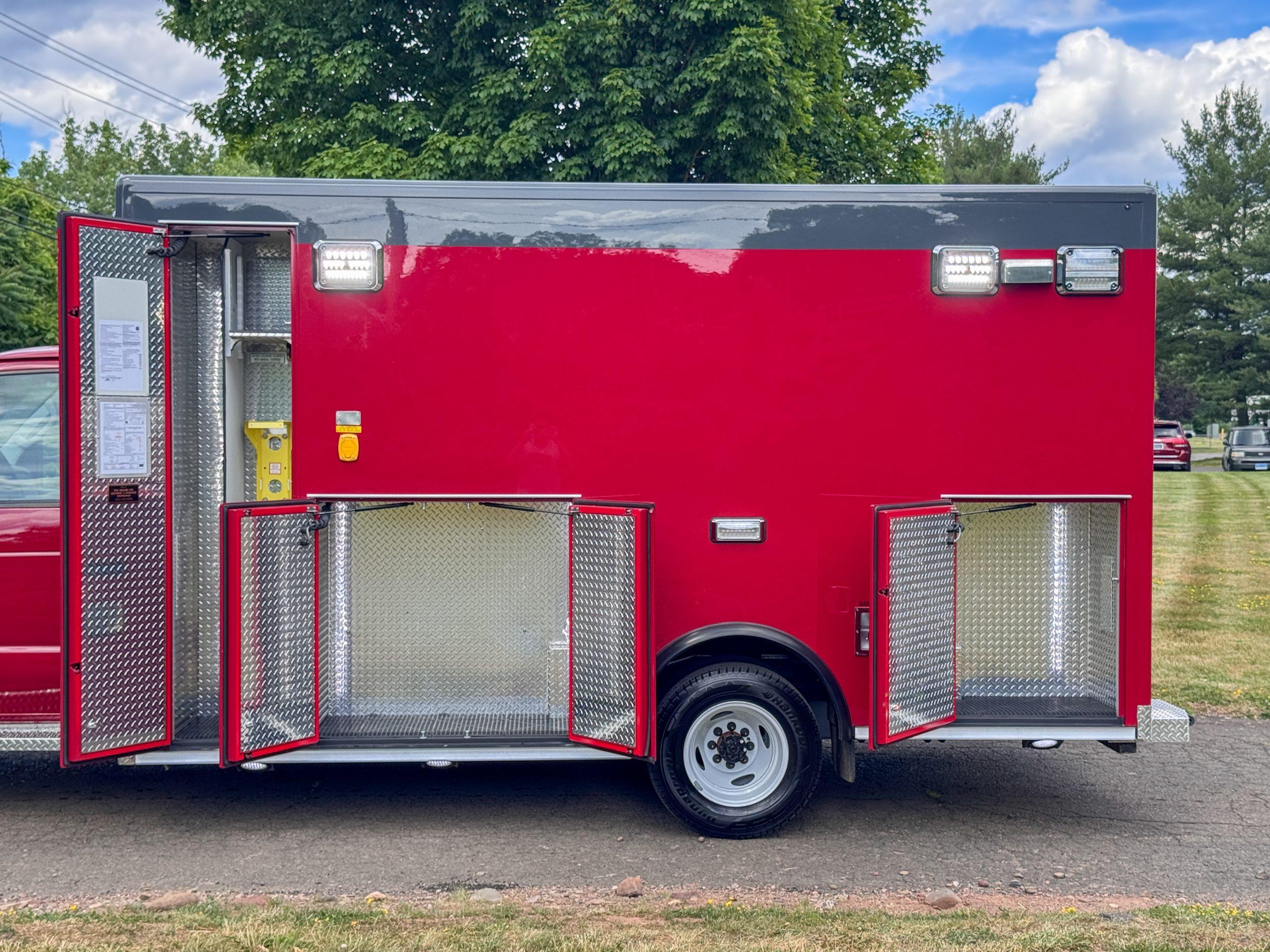 2026 PL-Custom Ford Type III Ambulance - image 5