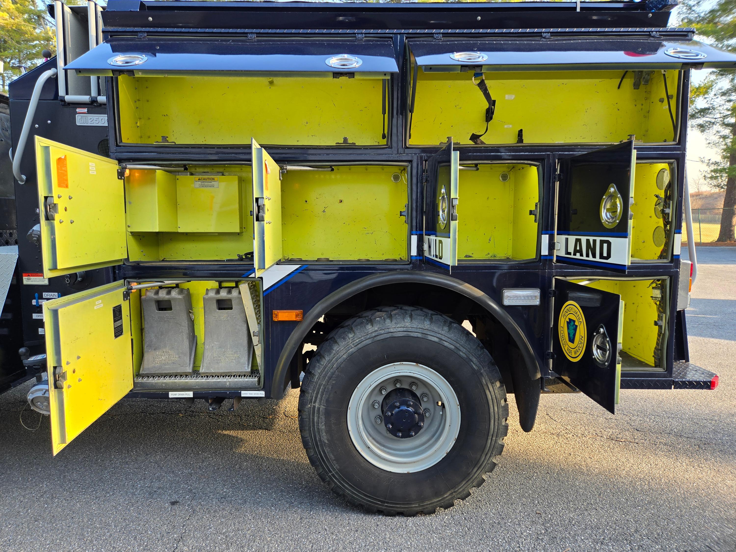 1989 Amertek 4x4 Wildland Unit - image 10