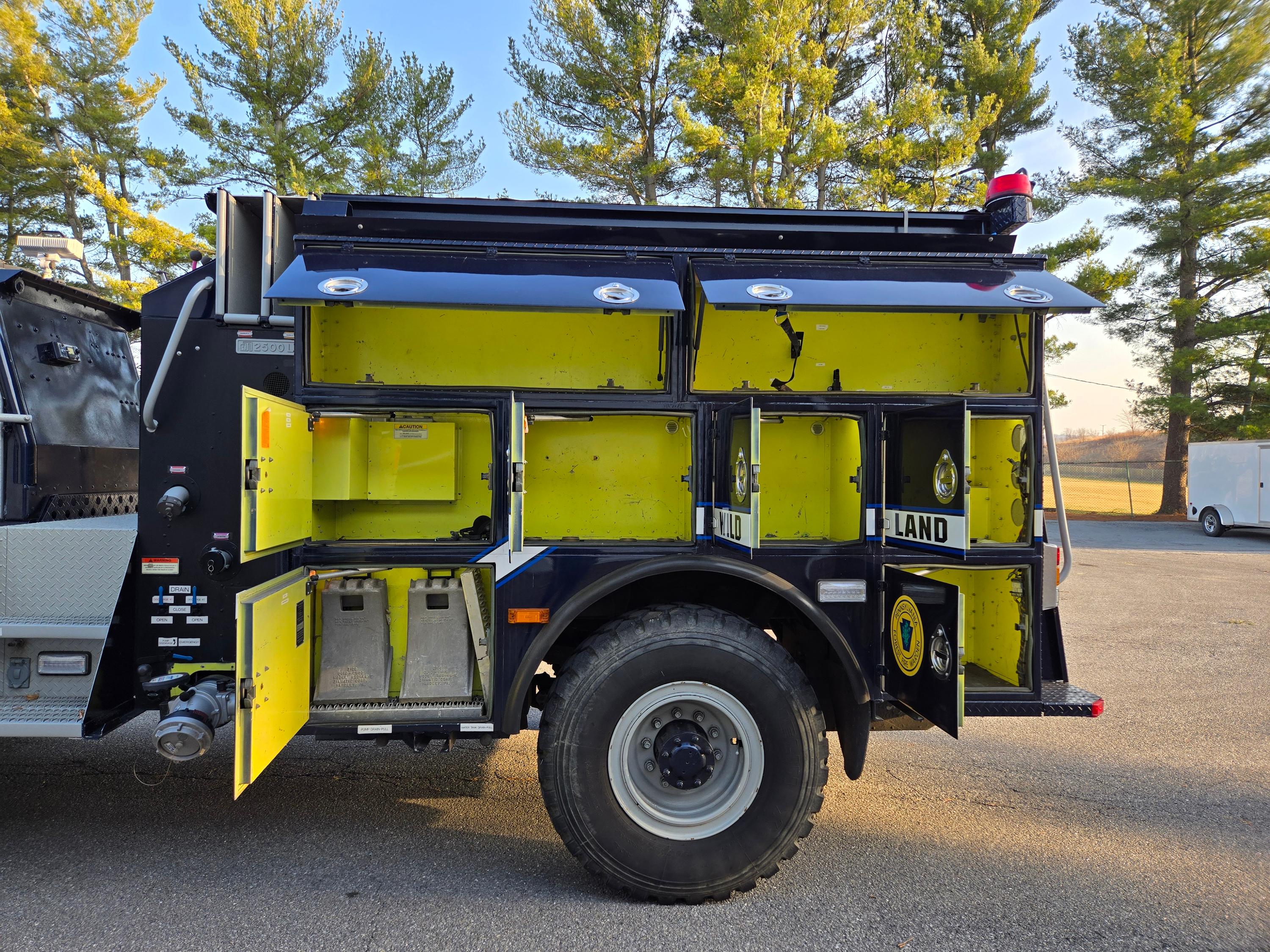 1989 Amertek 4x4 Wildland Unit - image 9