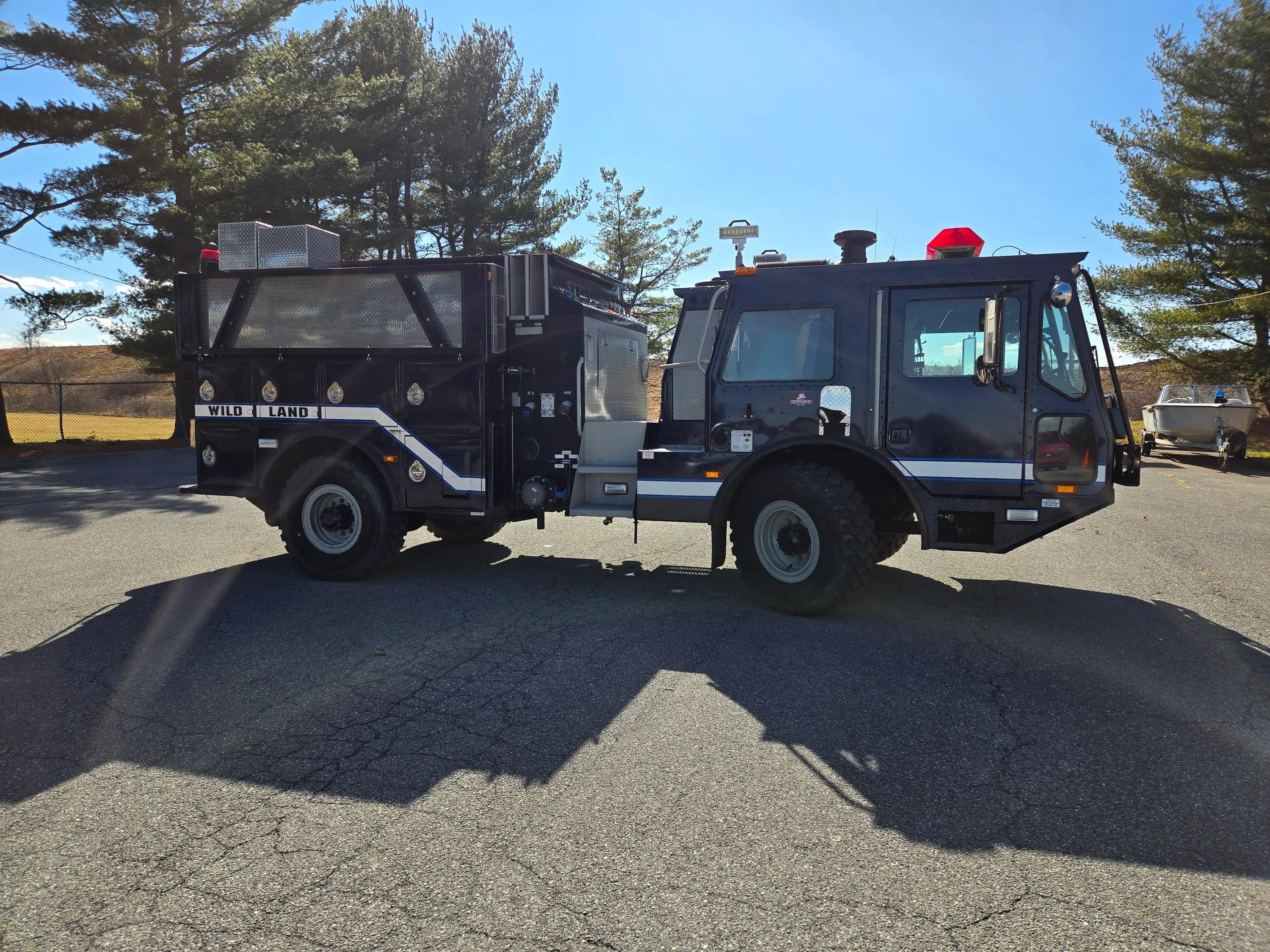 1989 Amertek 4x4 Wildland Unit - image 1