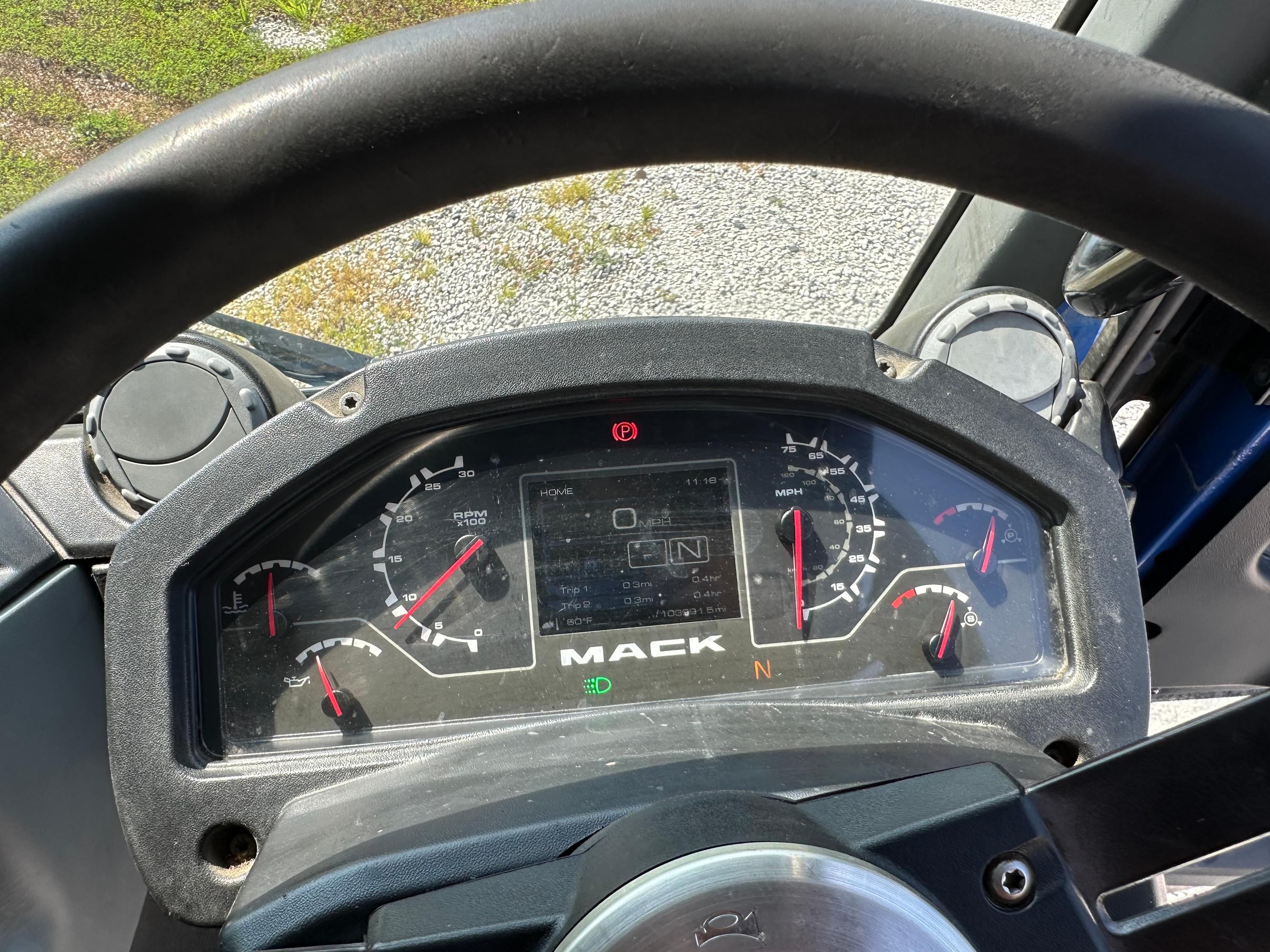 2017 Mack New Way Automated Side Loader - image 14
