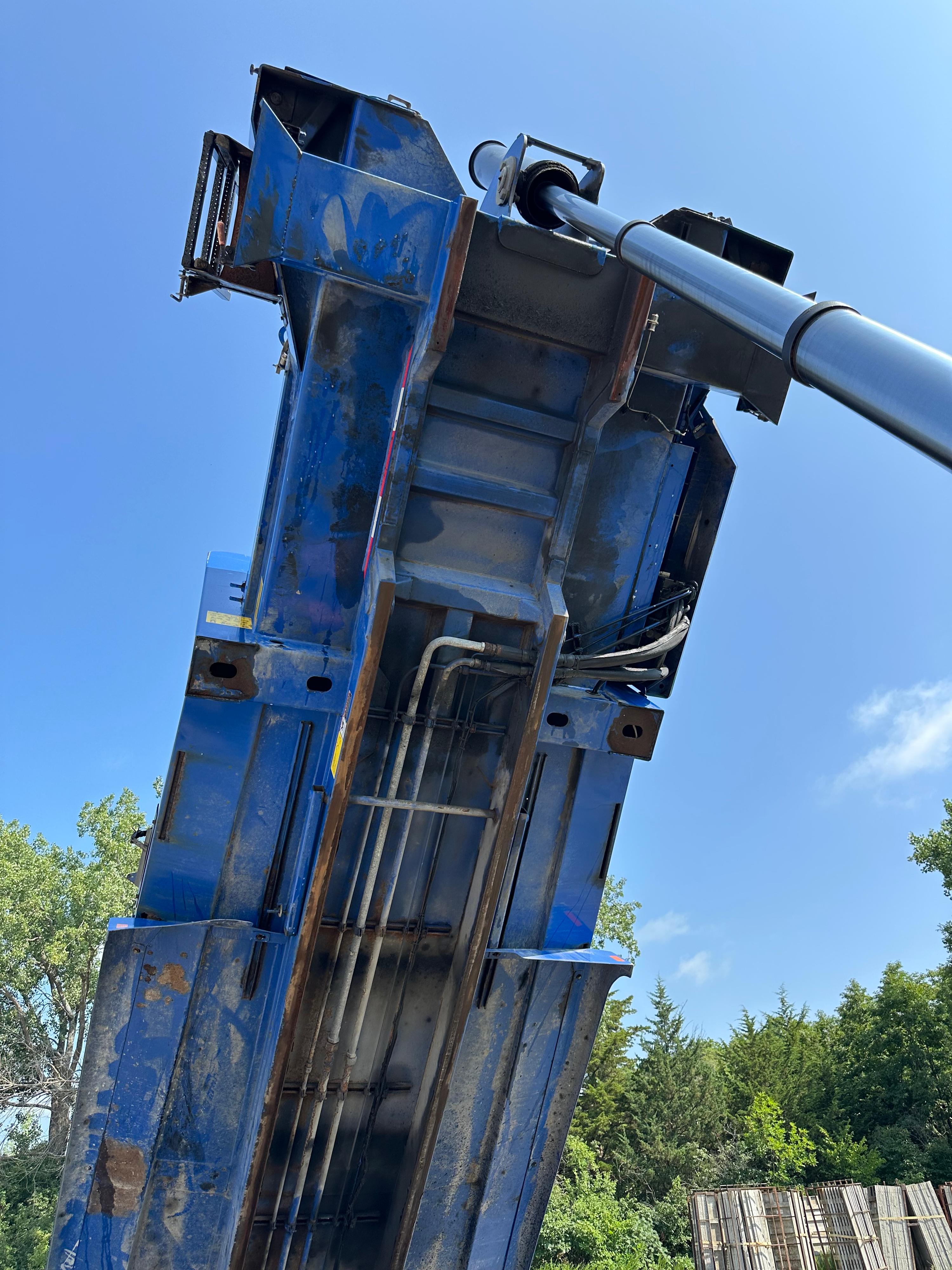2017 Mack New Way Automated Side Loader - image 21