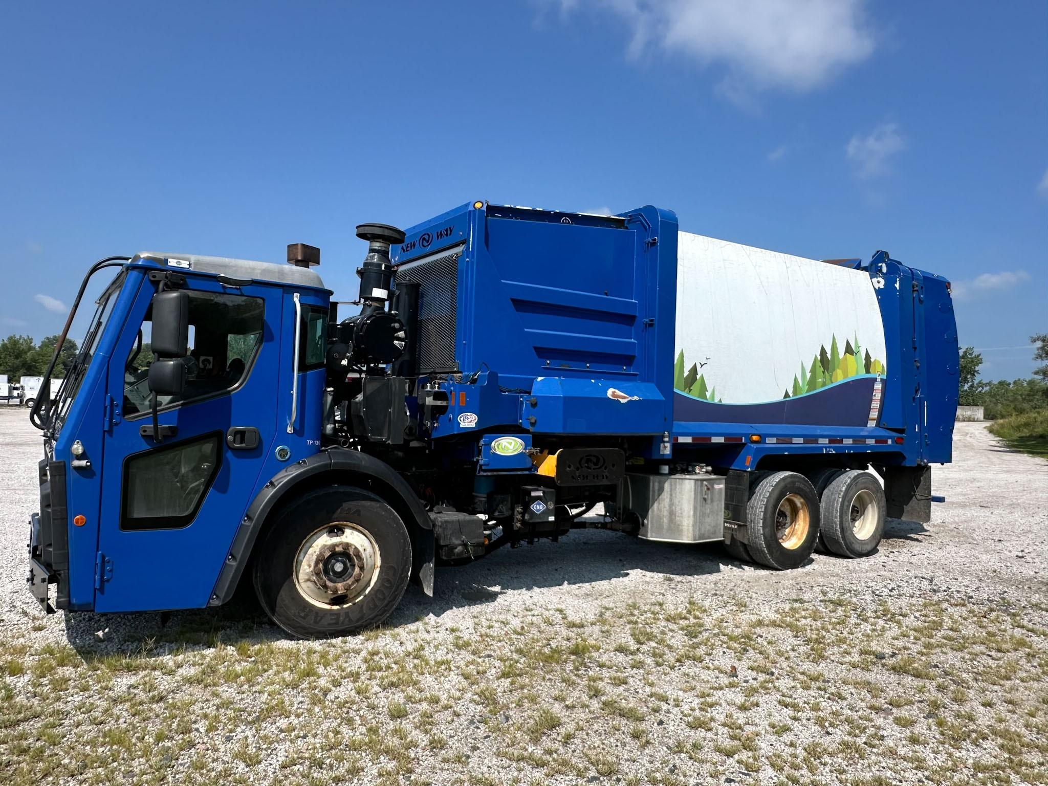 2017 Mack New Way Automated Side Loader - image 8