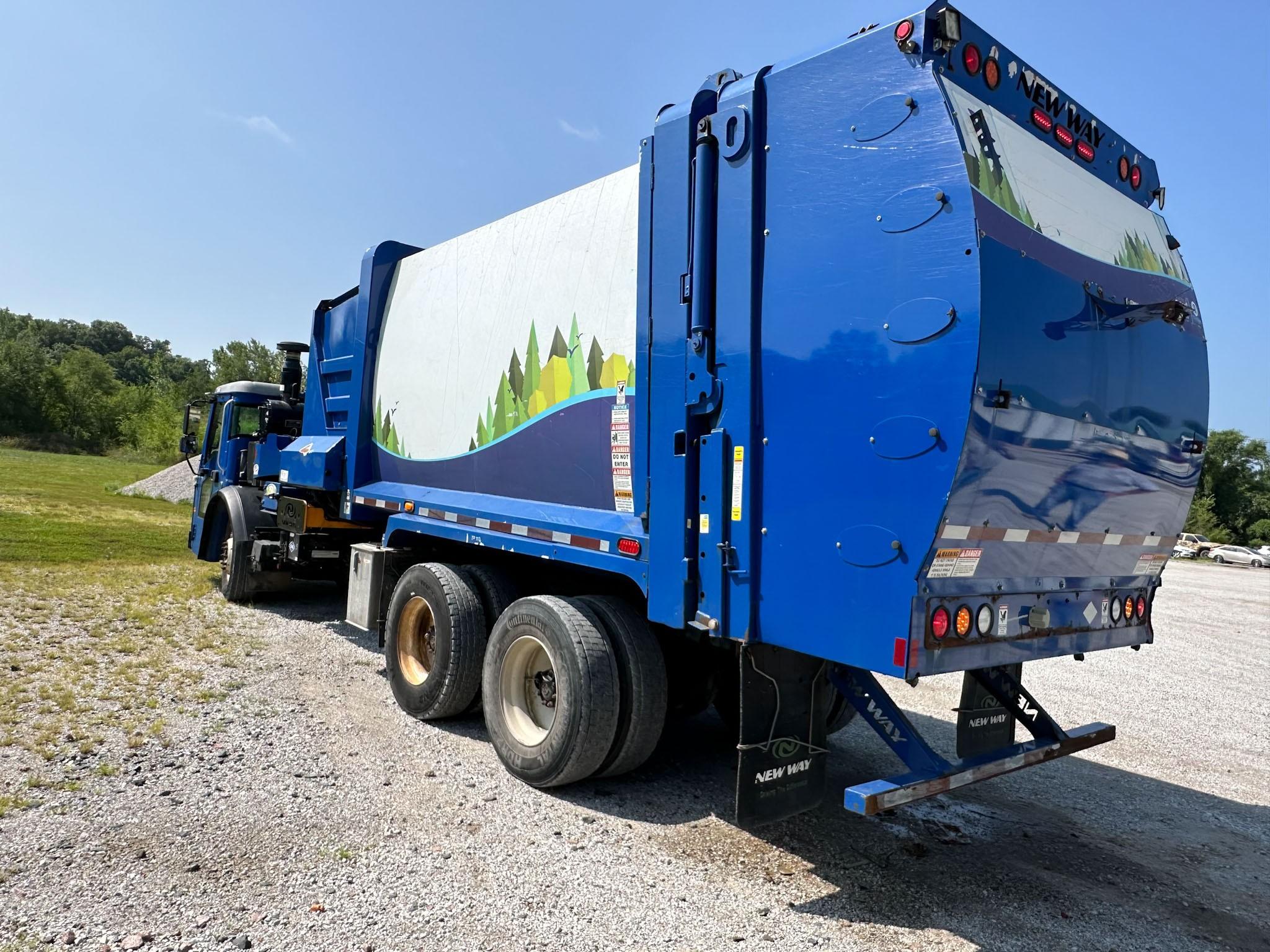 2017 Mack New Way Automated Side Loader - image 7