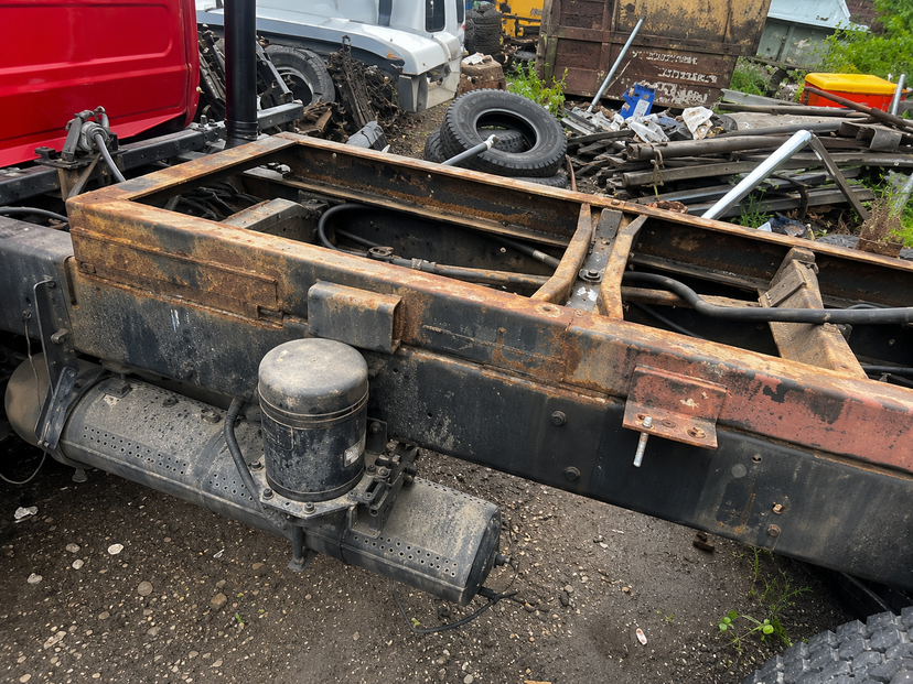 1968 Mack Dump Truck — photo 5
