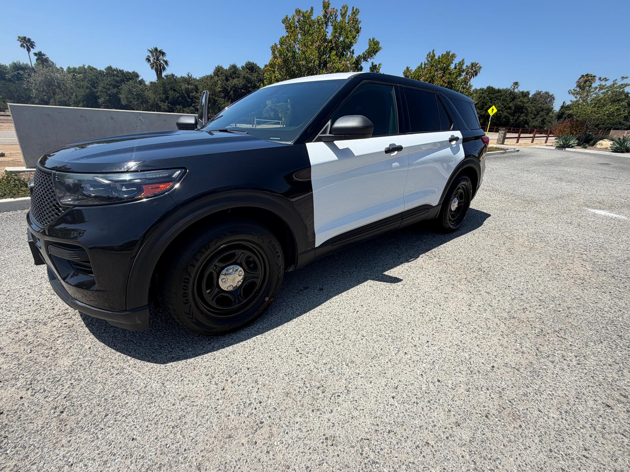 2020 Ford Interceptor Utility - image 1