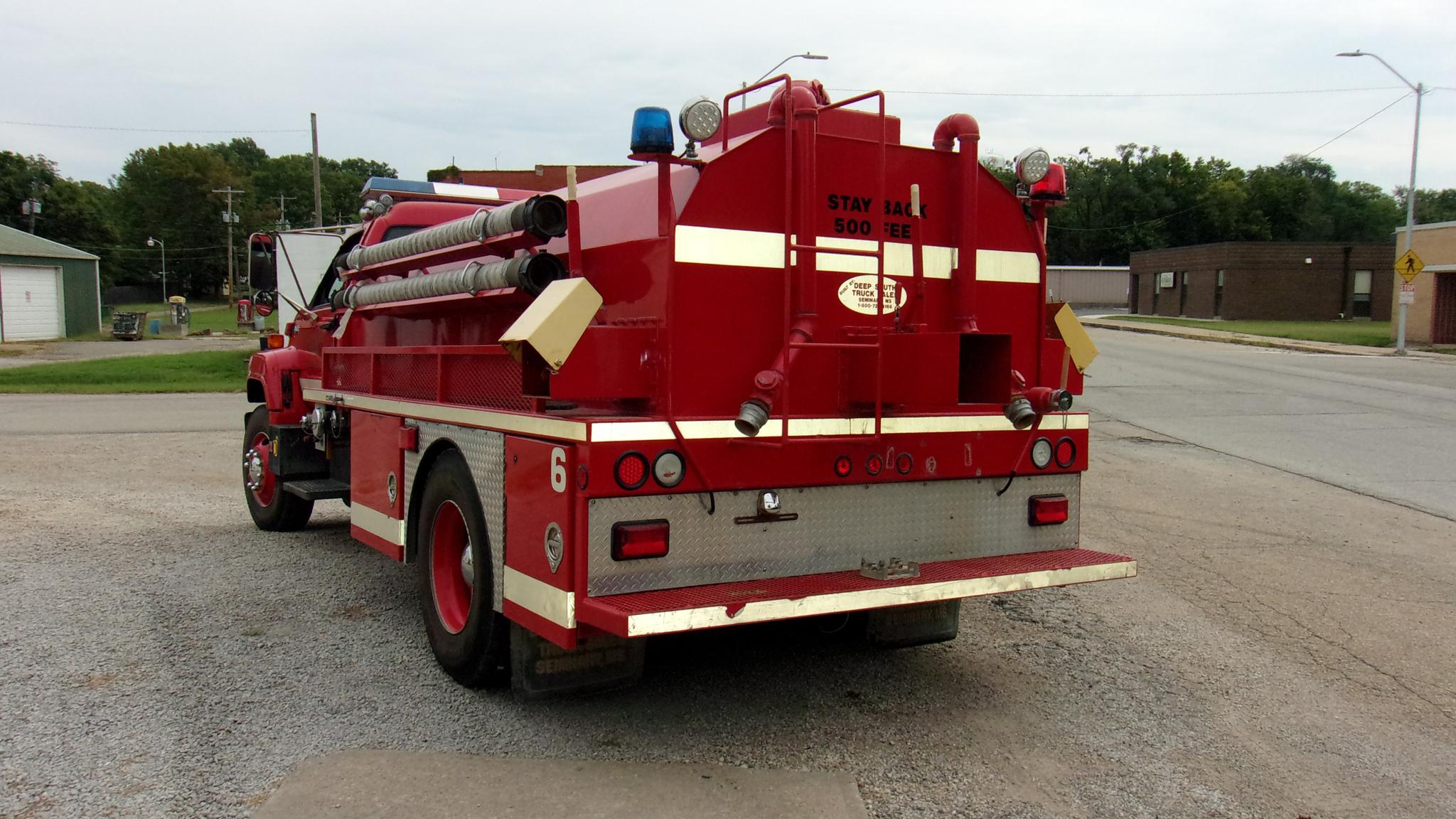 1996 Deep South GMC Tanker - image 4