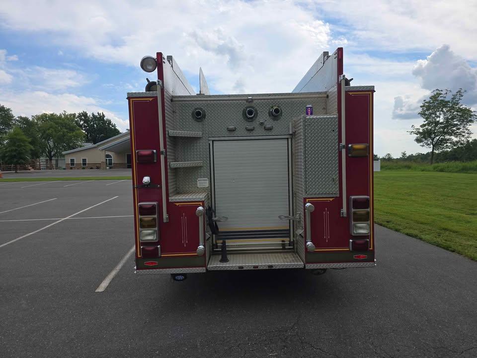2006 Pierce Contender Pumper - image 5