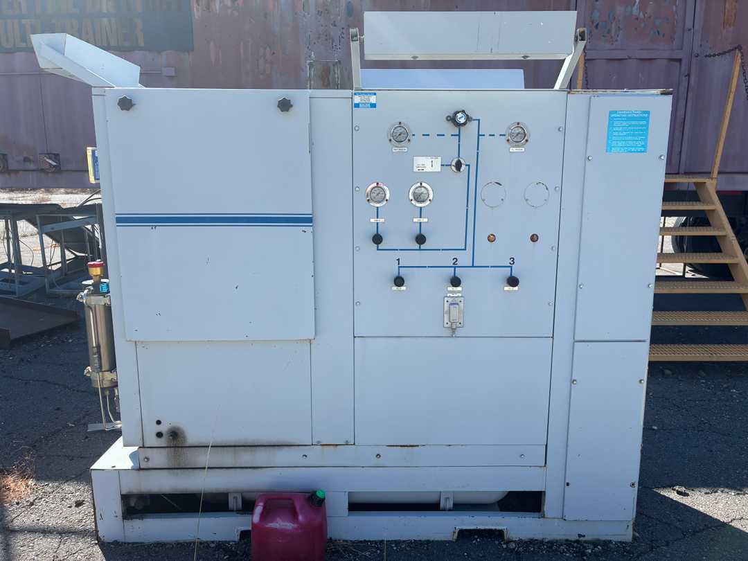 Bauer UNUS 12-E1 Breathing Air Compressor