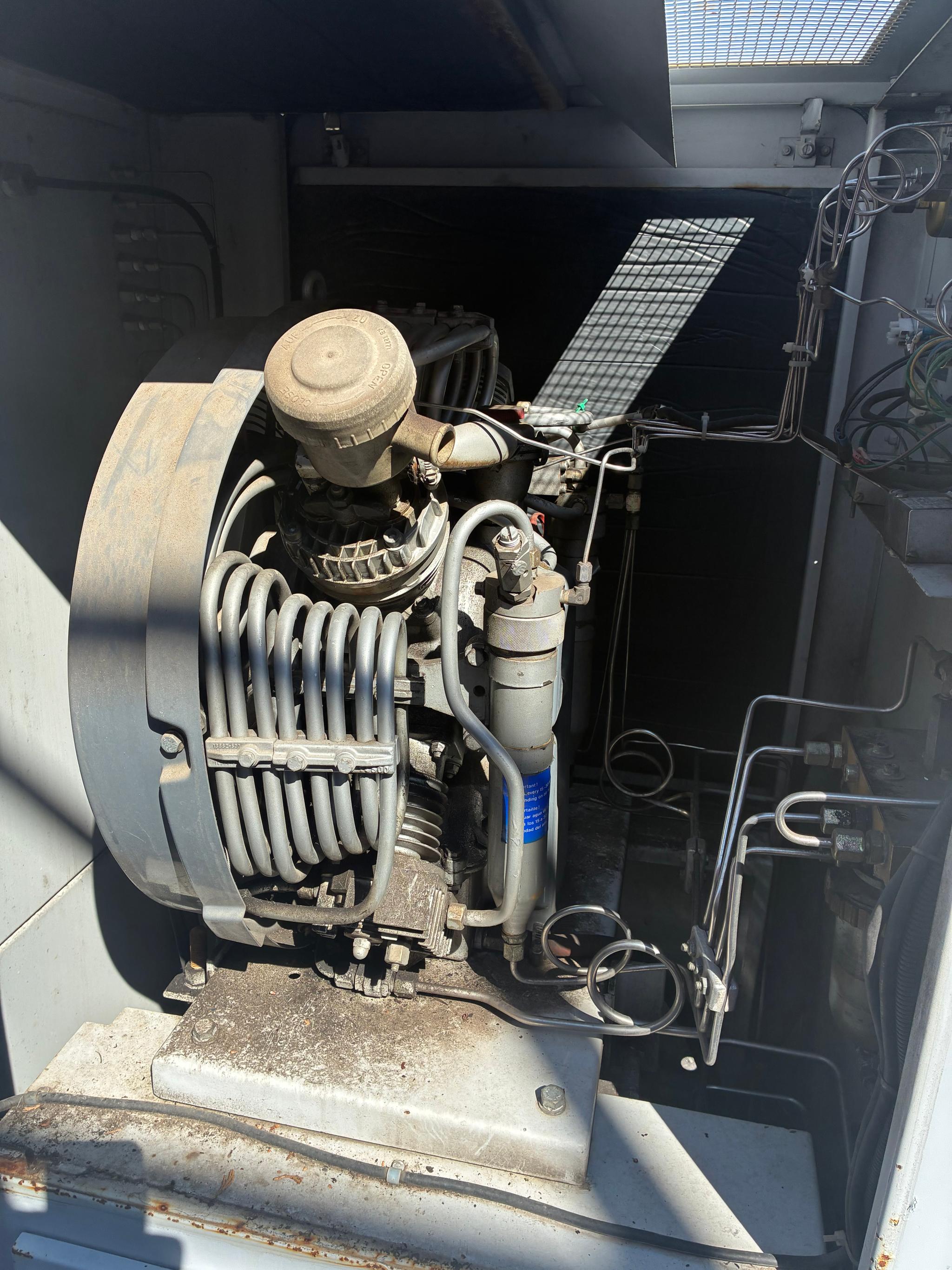 Bauer UNUS 12-E1 Breathing Air Compressor - image 5
