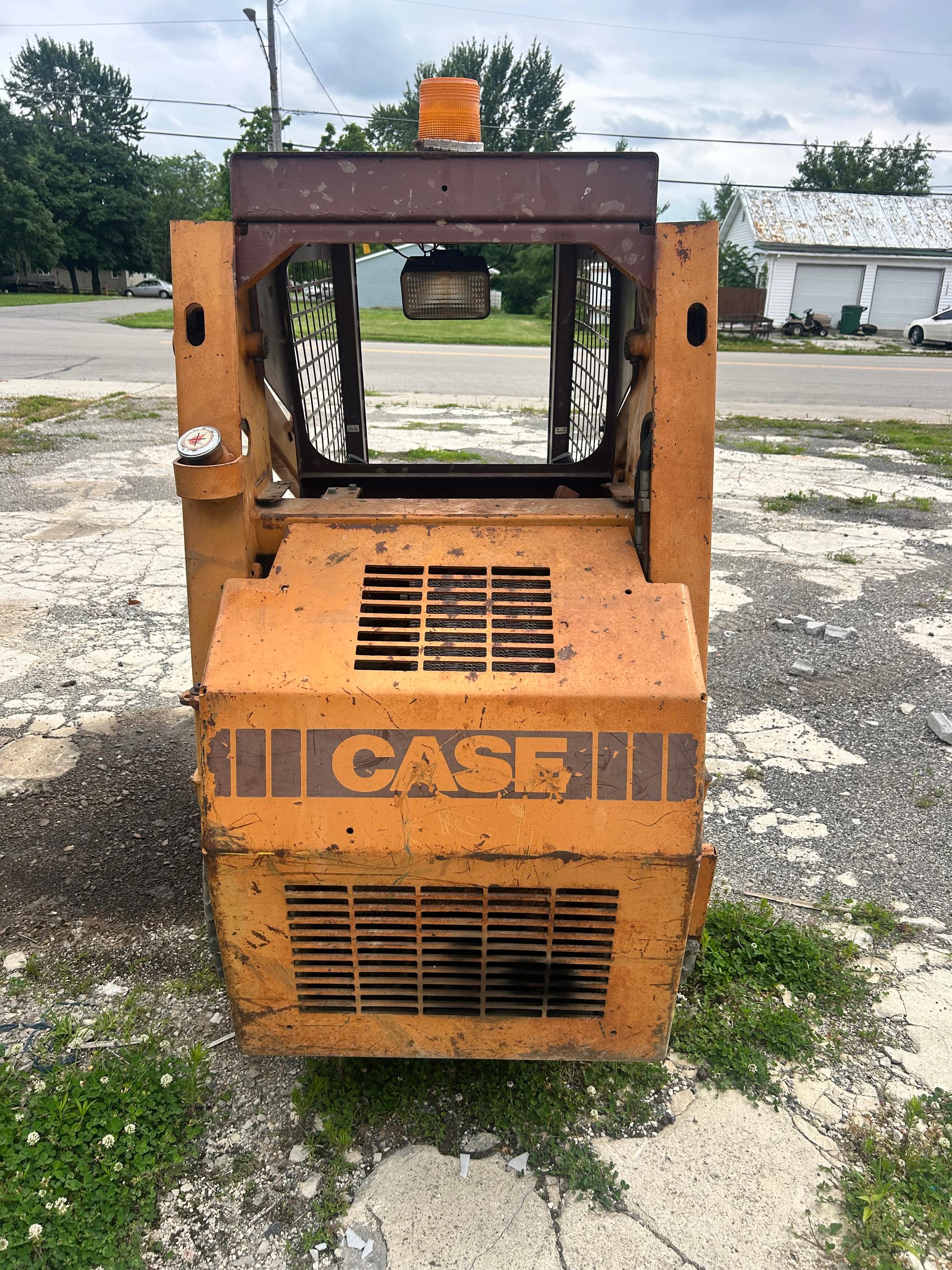1997 Case 1818 Uni-Loader Skid Steer - image 4