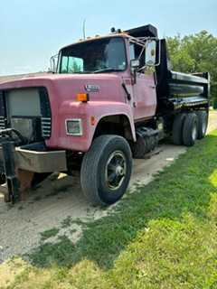 1990 Ford Dump Truck
