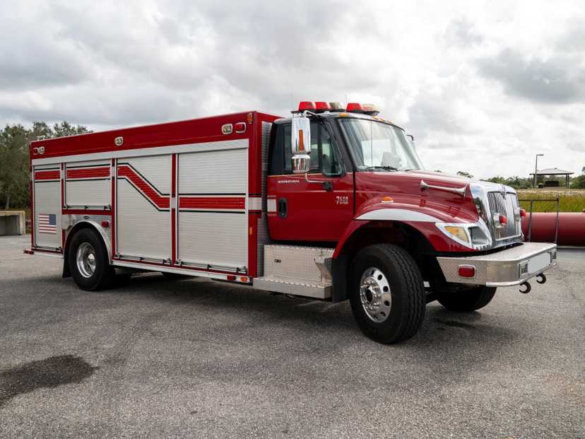 2004 E-One International Commercial Air Truck