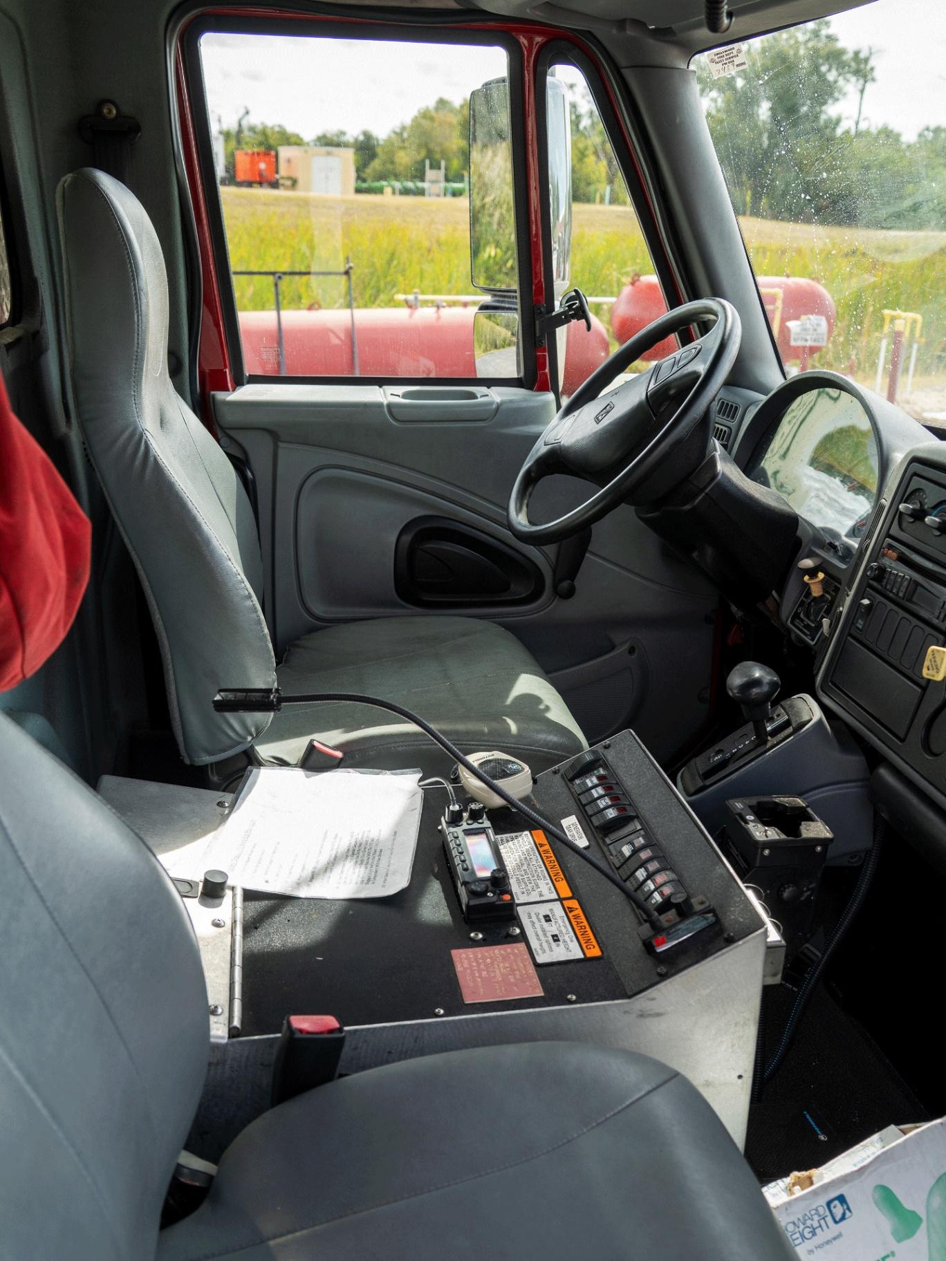 2004 E-One International Commercial Air Truck - image 15