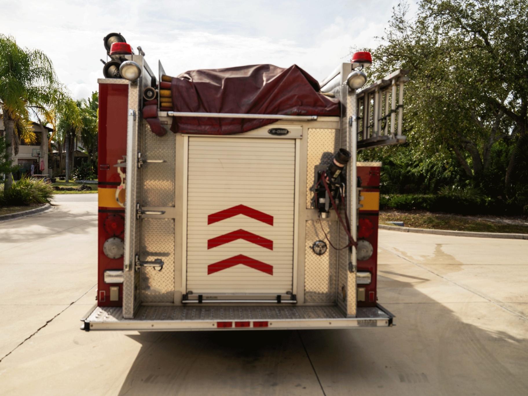 2006 E-One Freightliner Pumper - image 36