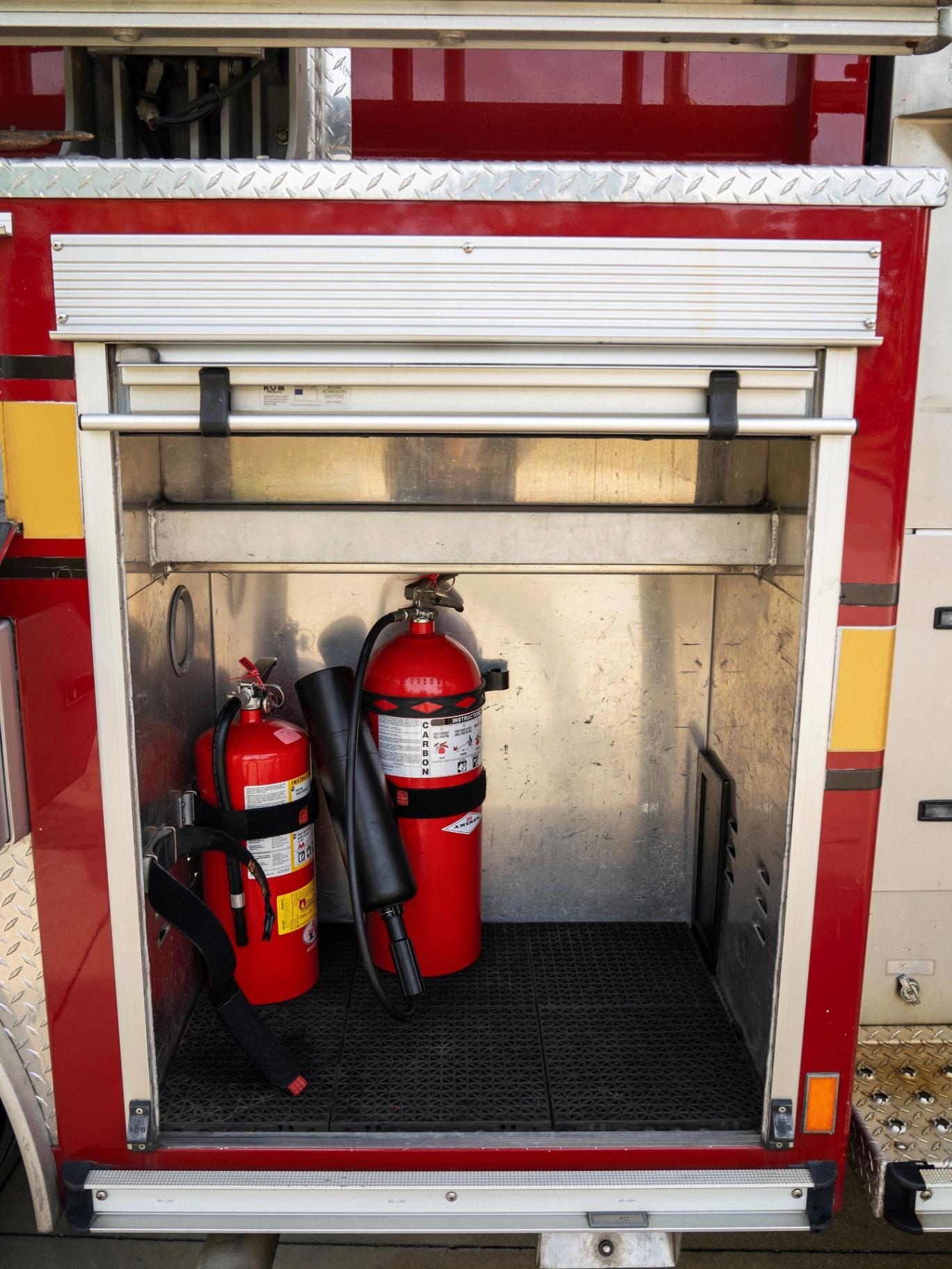 2006 E-One Freightliner Pumper - image 23
