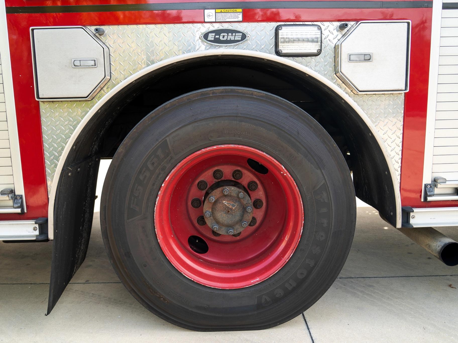 2006 E-One Freightliner Pumper - image 54