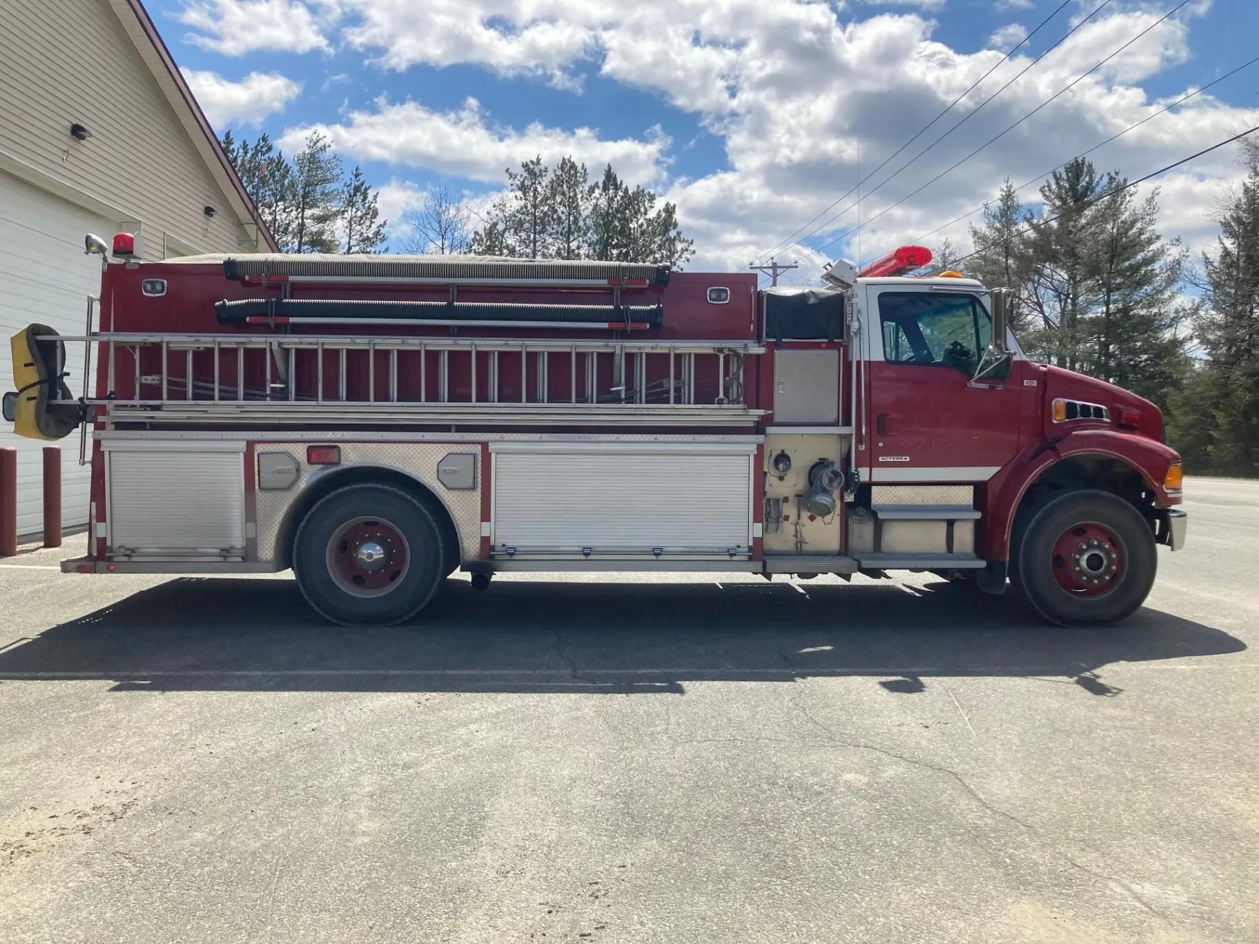 2003 Sterling Pumper - image 1