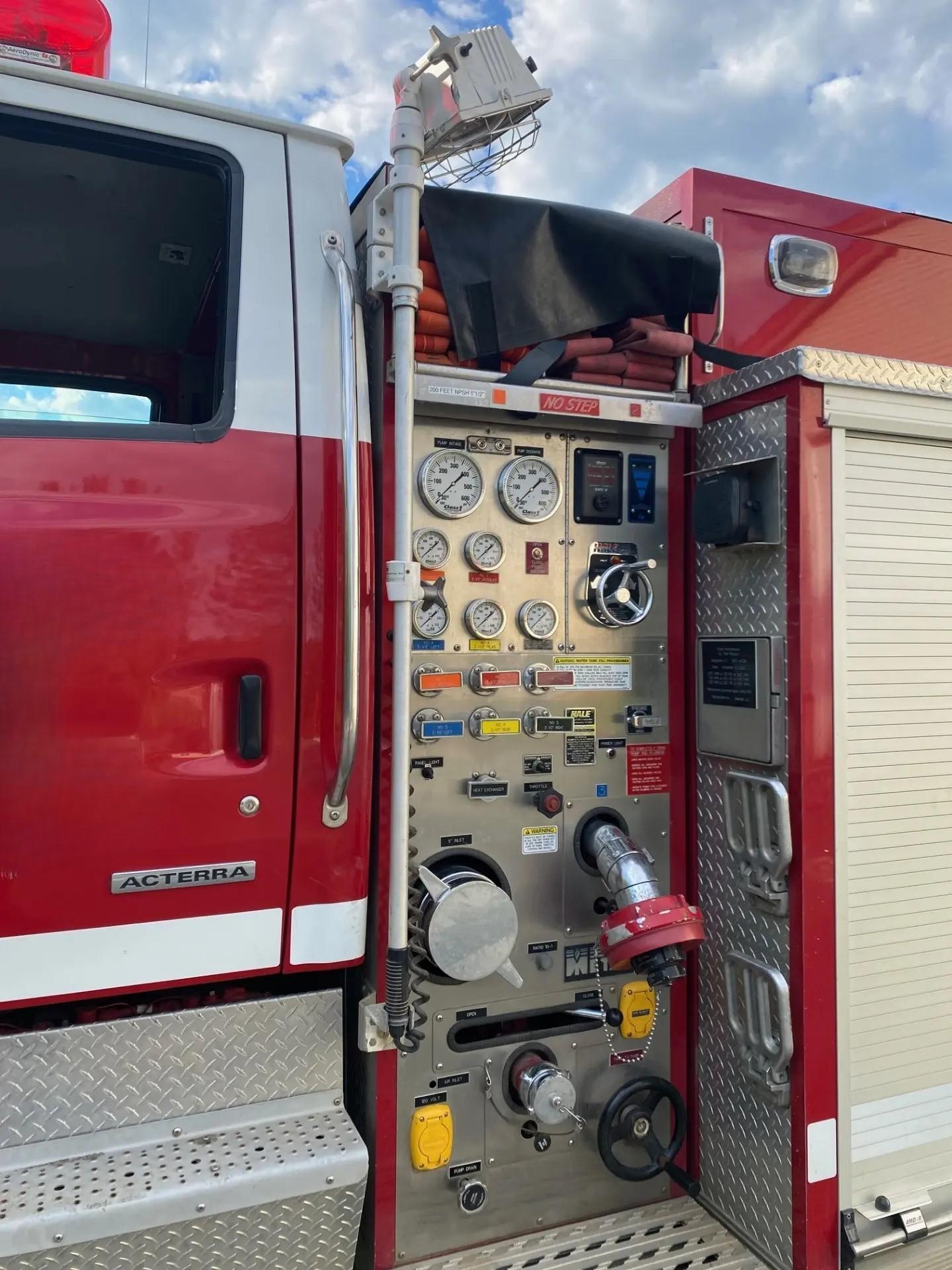 2003 Sterling Pumper - image 10