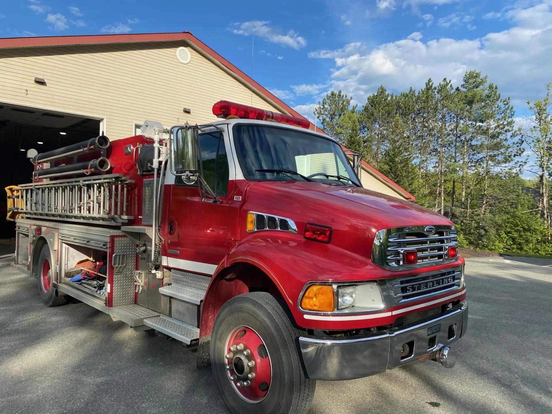 2003 Sterling Pumper - image 2