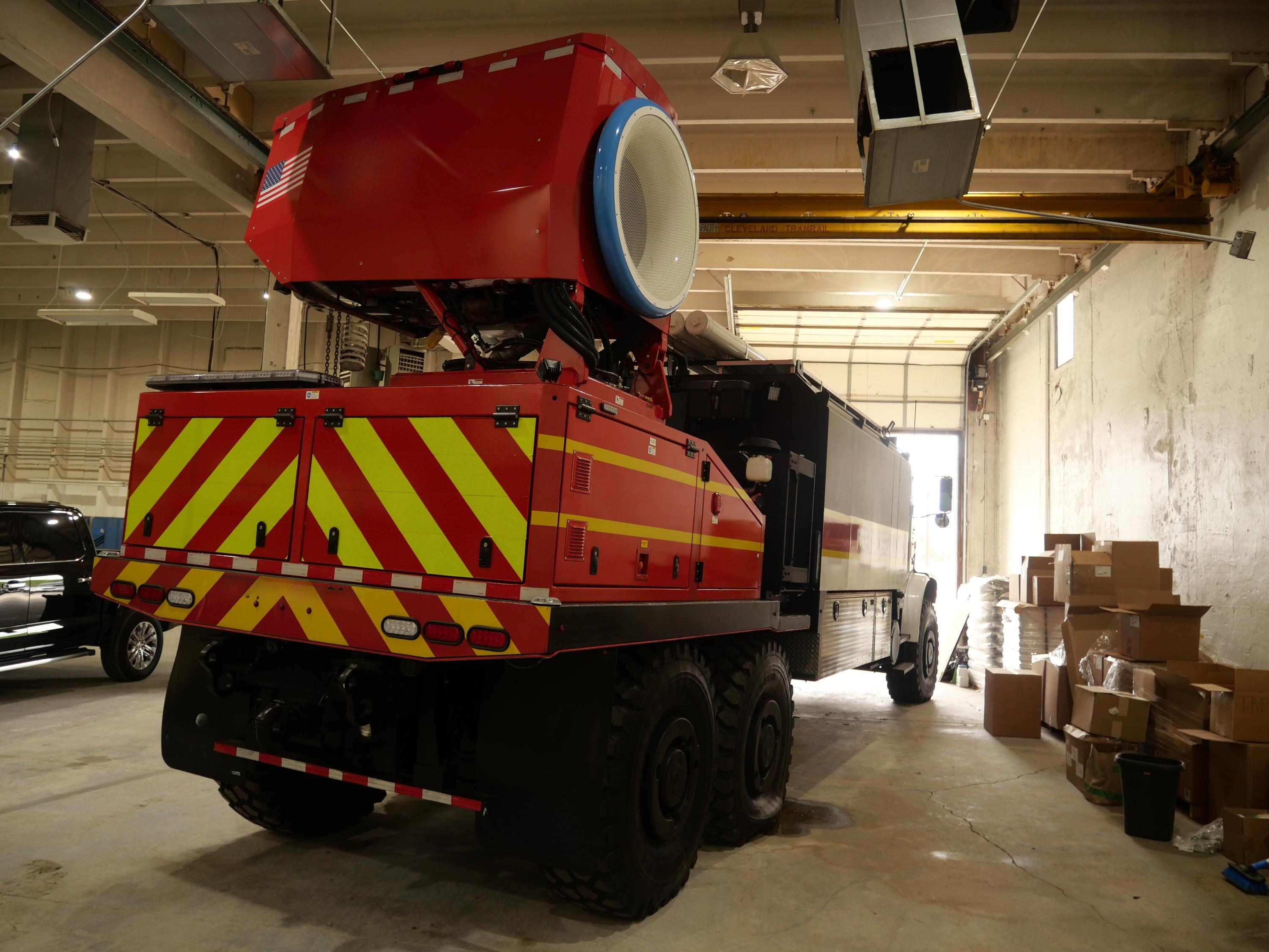 2024 Oshkosh 4x4 Tanker - image 18