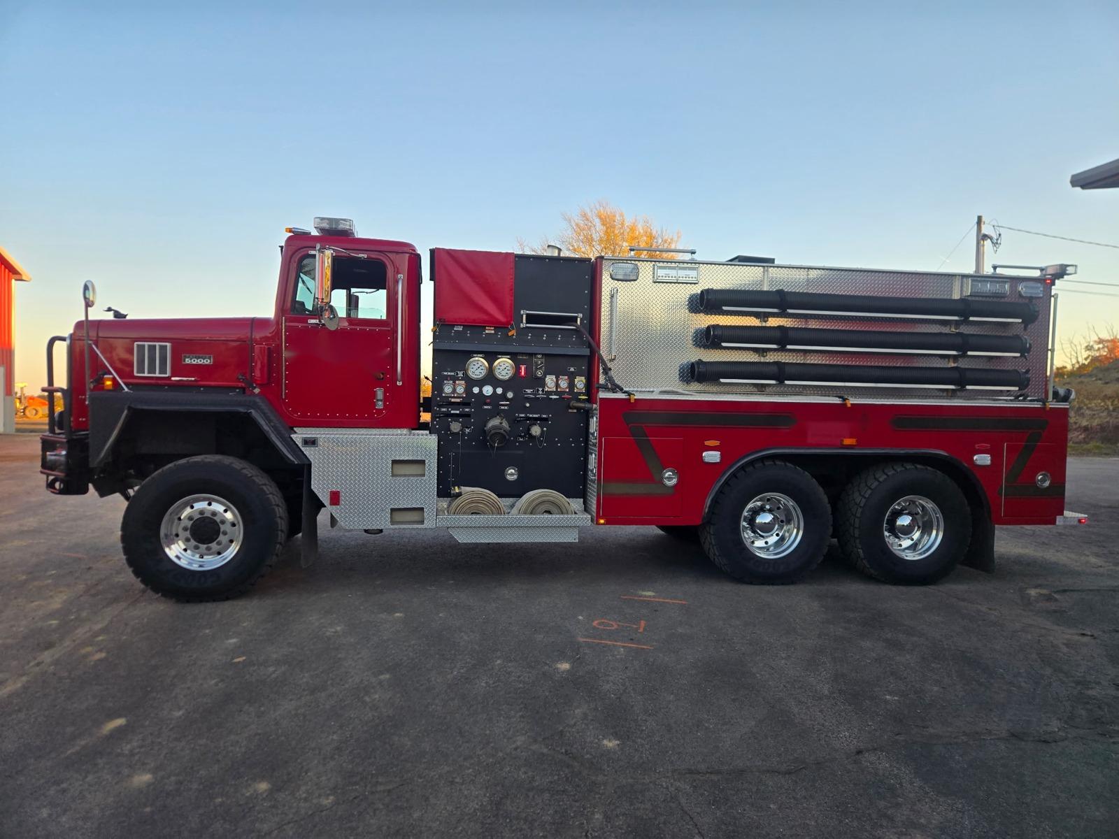 1987 KME International 4x4 Tanker - image 8