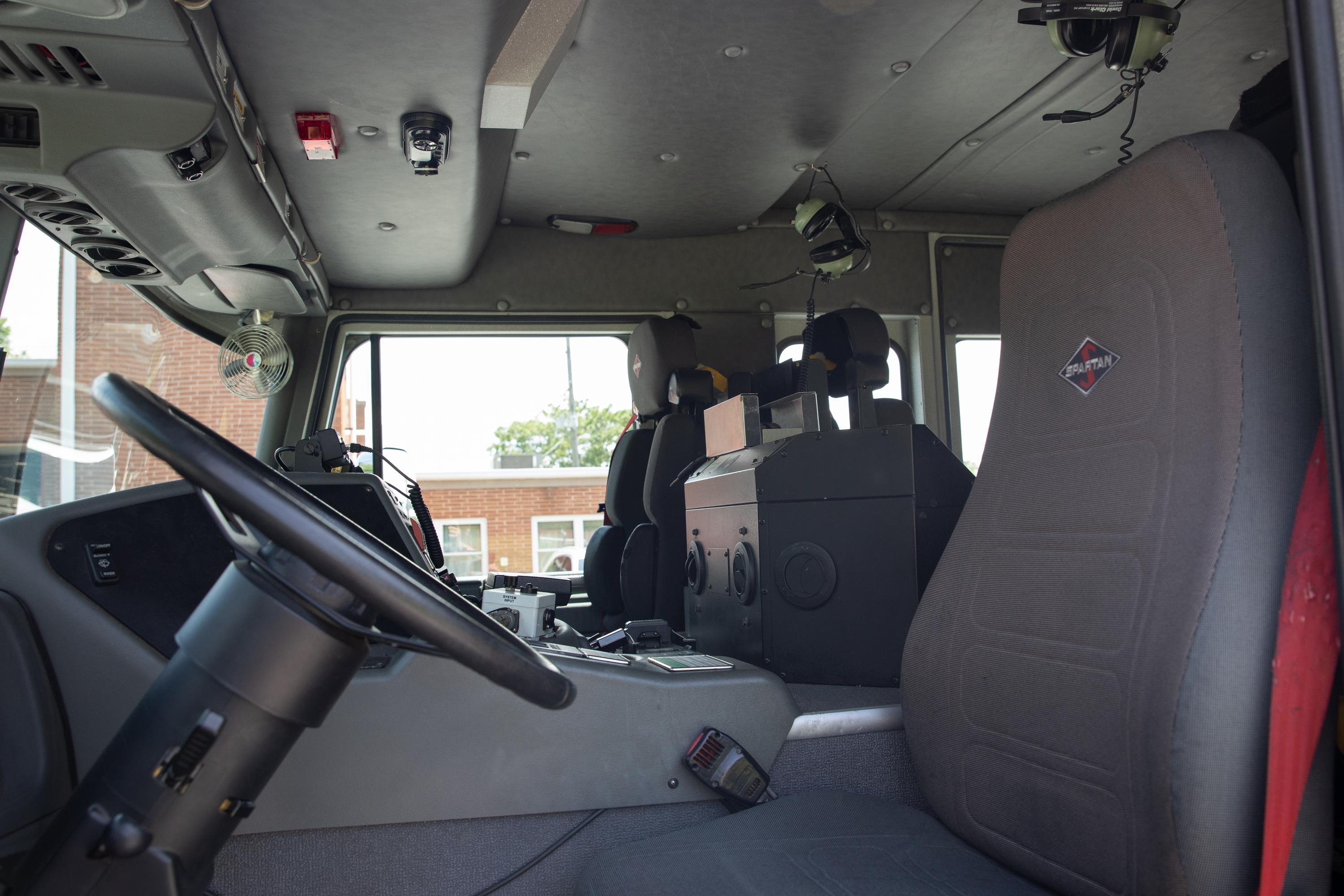 2010 Smeal Spartan Pumper - image 15