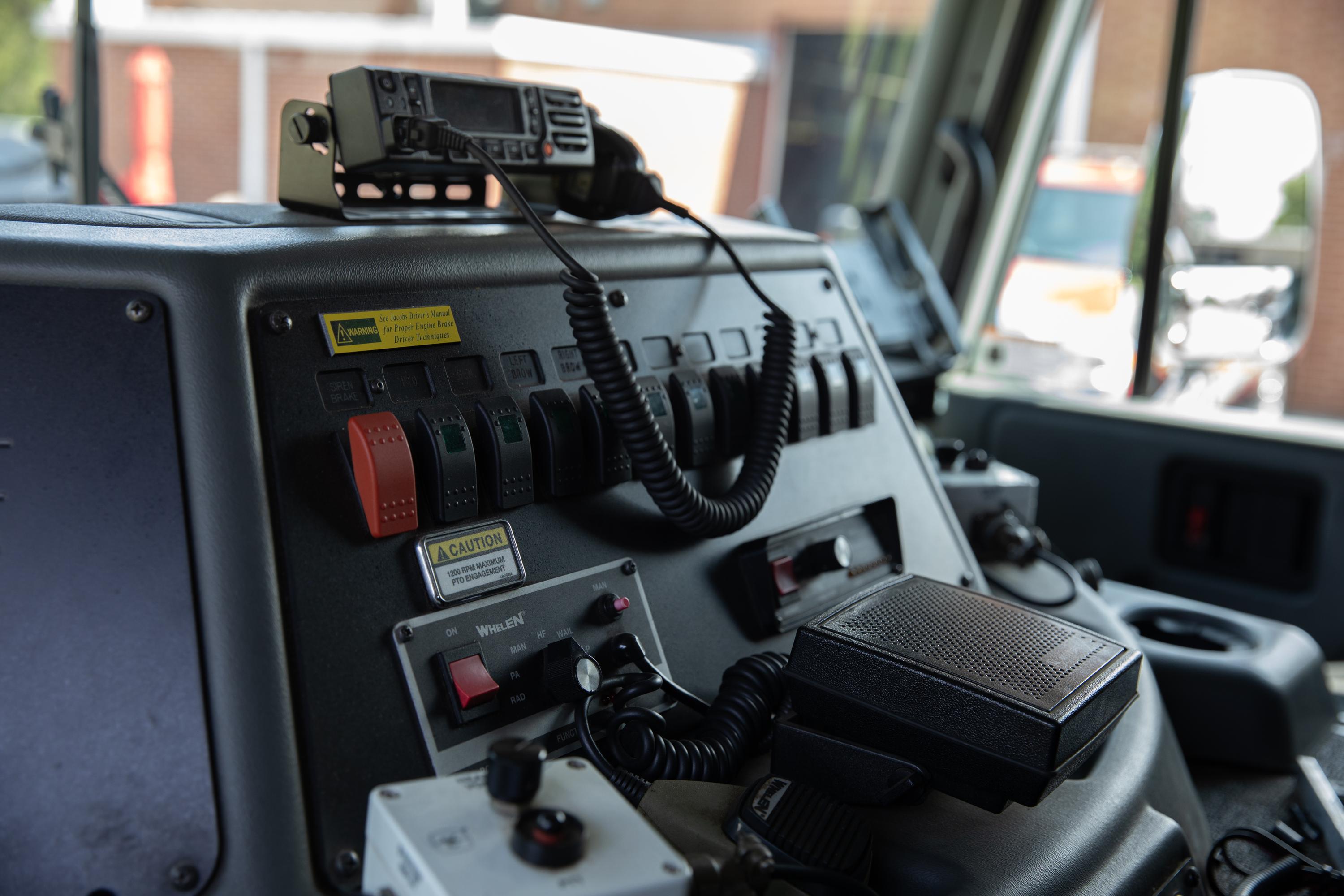 2010 Smeal Spartan Pumper - image 16