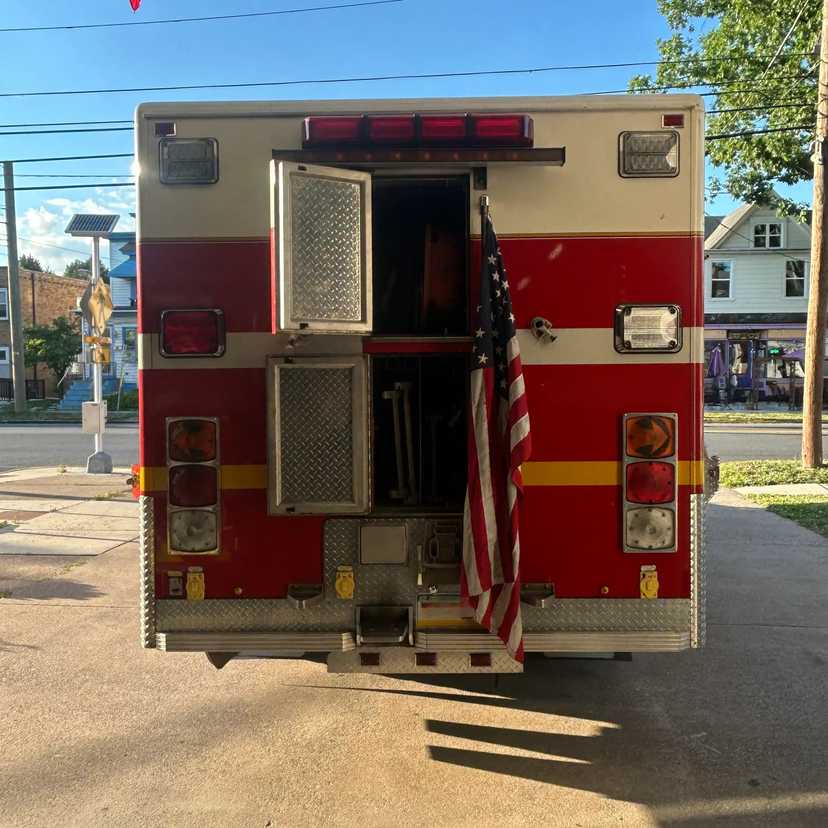 1994 Custom Fire HME Heavy Rescue — photo 4