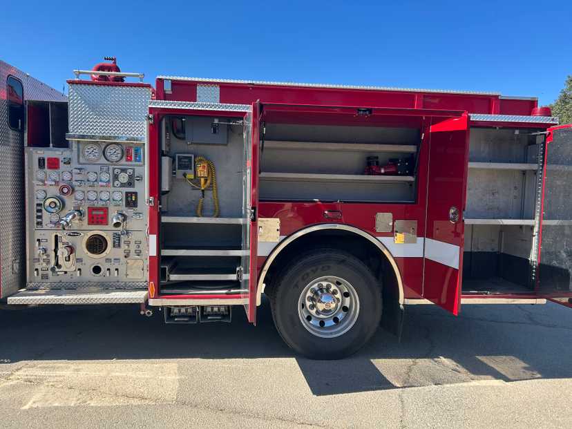 2005 Pierce Arrow XT Fire Engine — photo 6