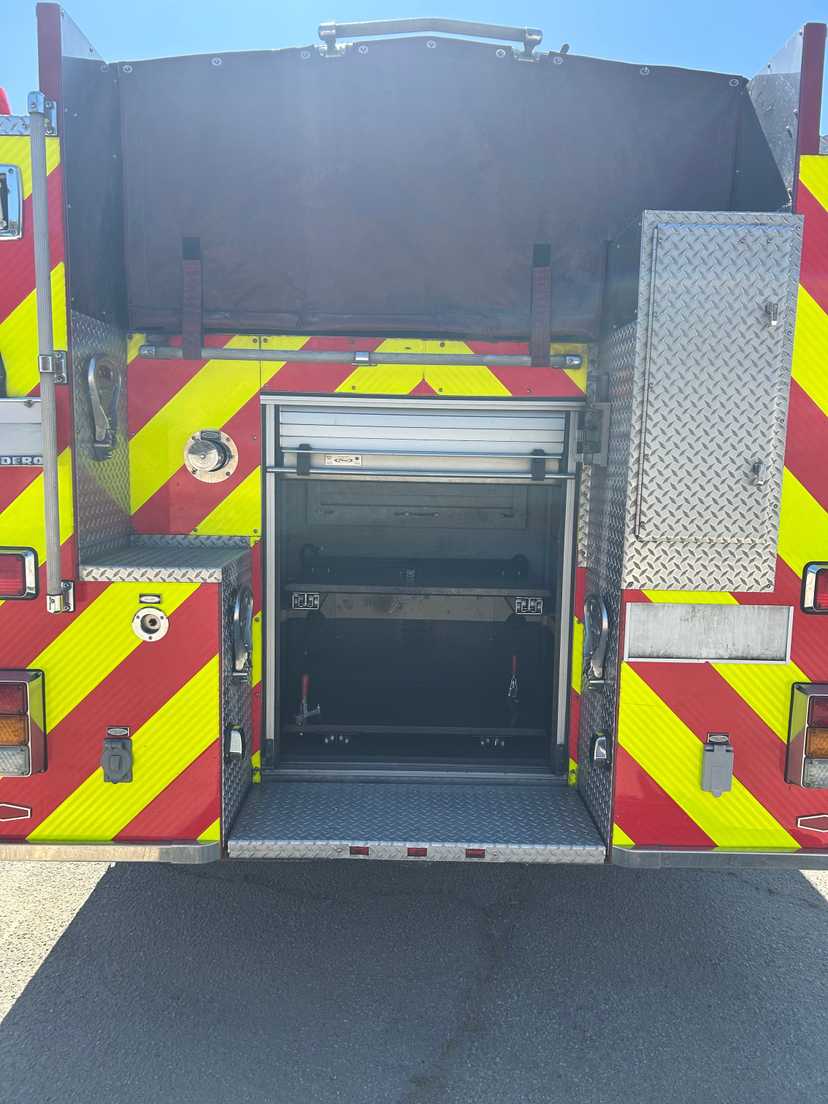 2005 Pierce Arrow XT Fire Engine — photo 5