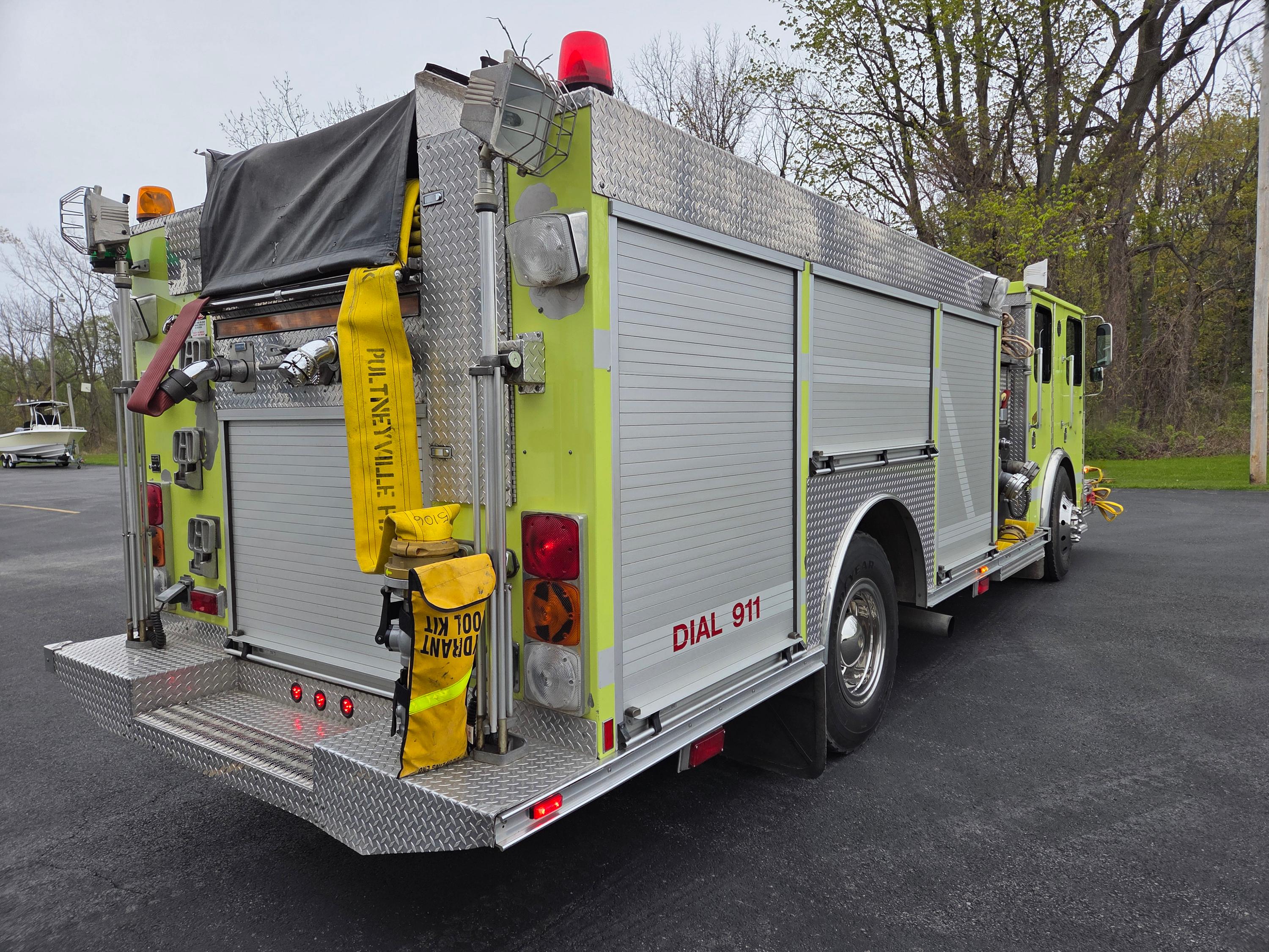 2001 Central States HME Pumper - image 7