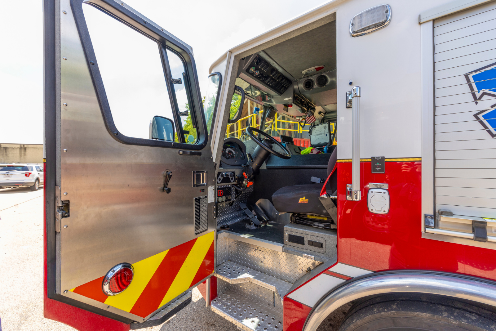 2012 E-One eMax Pumper - image 12
