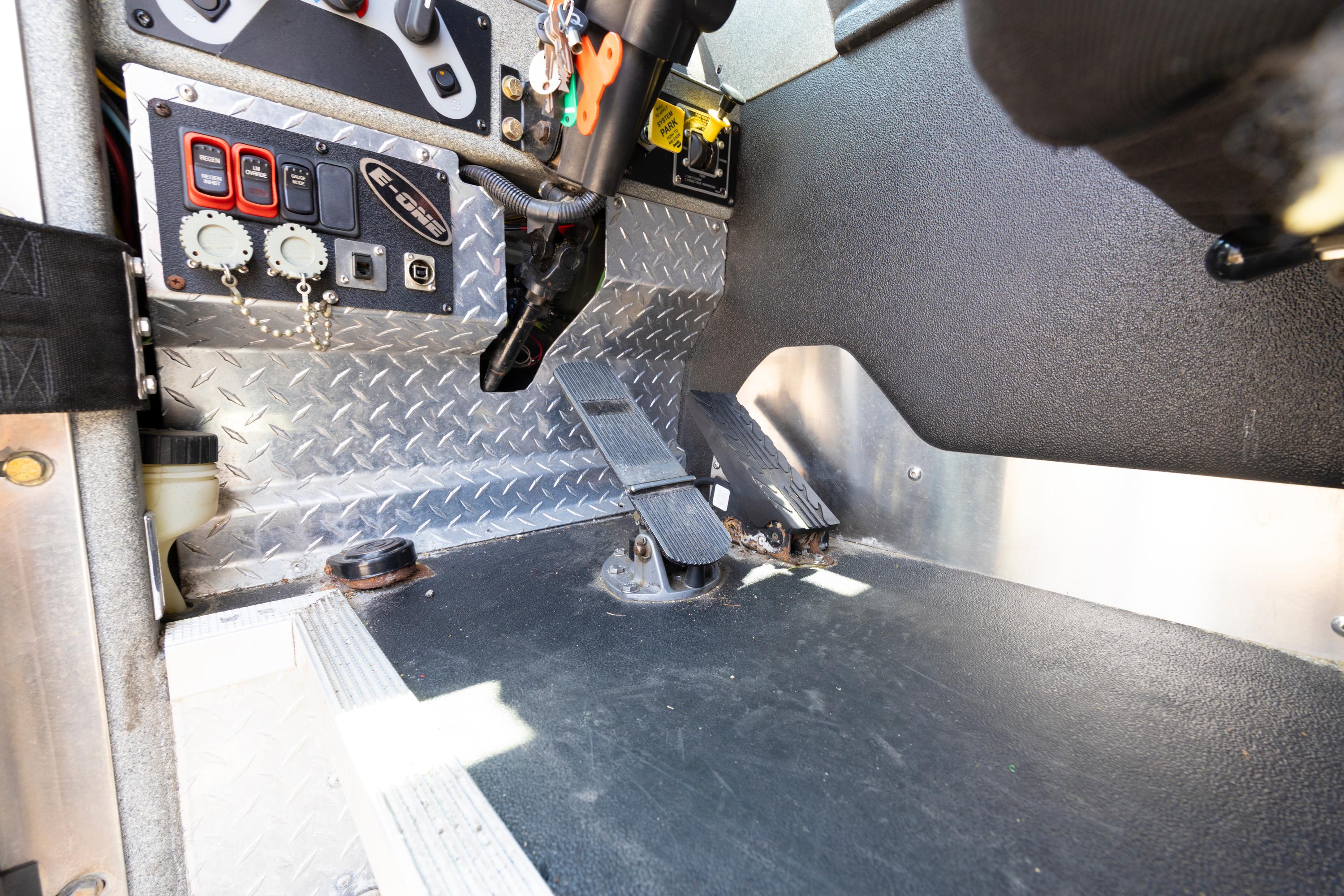 2012 E-One eMax Pumper - image 28