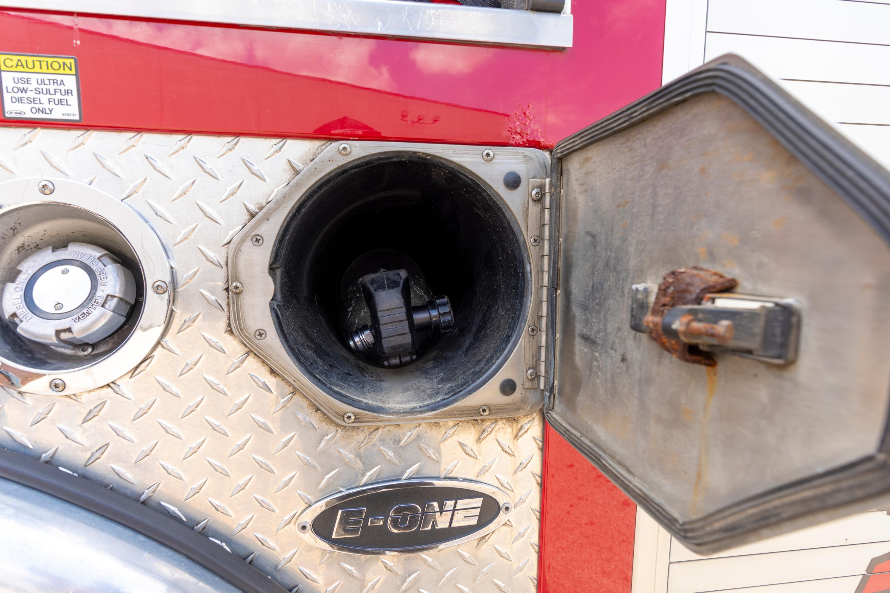 2012 E-One eMax Pumper - image 52