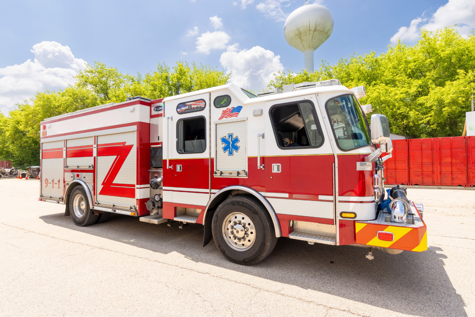 2012 E-One eMax Pumper - image 3