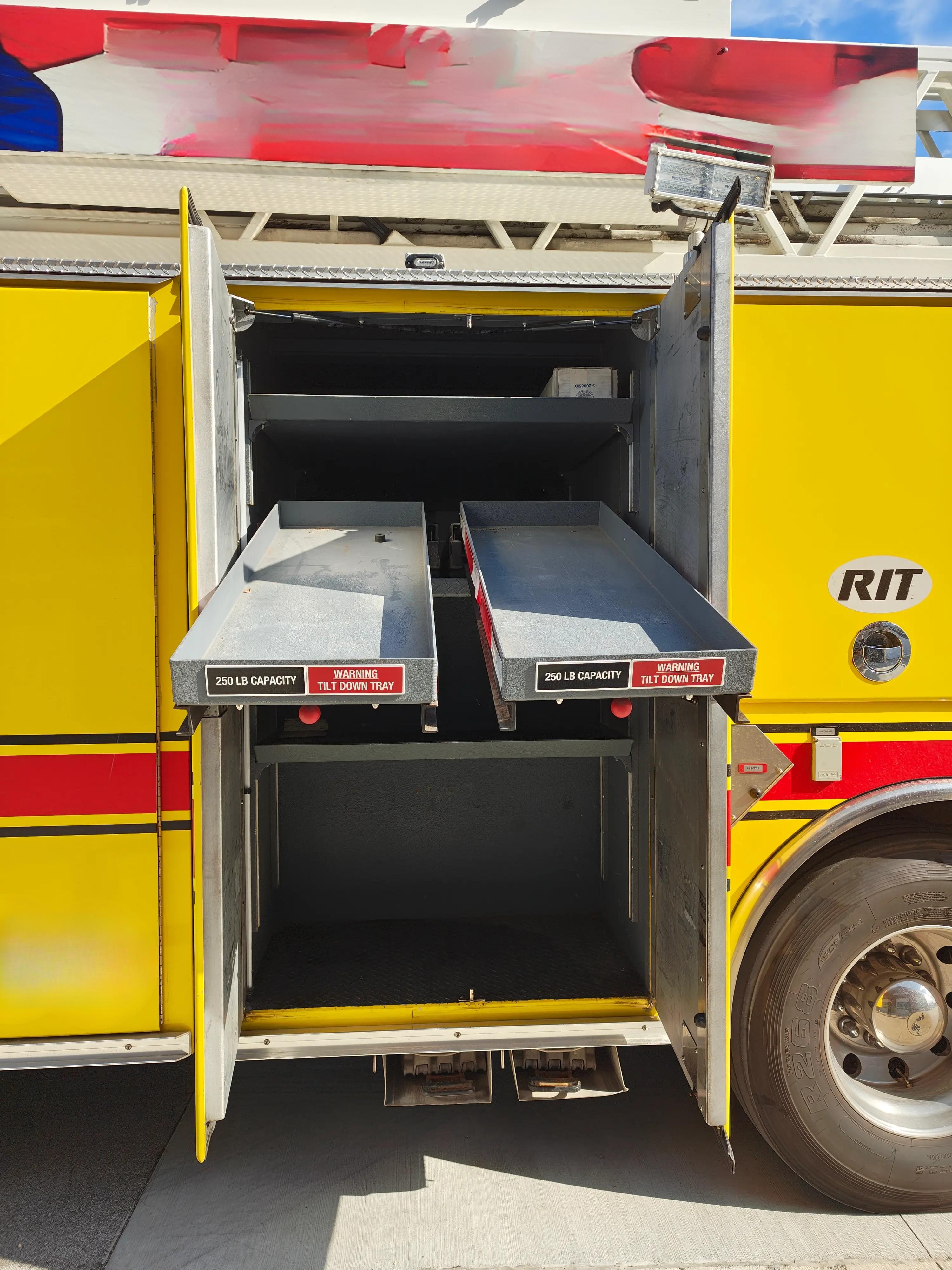 2013 Ferrara Igniter 107' Aerial - image 30
