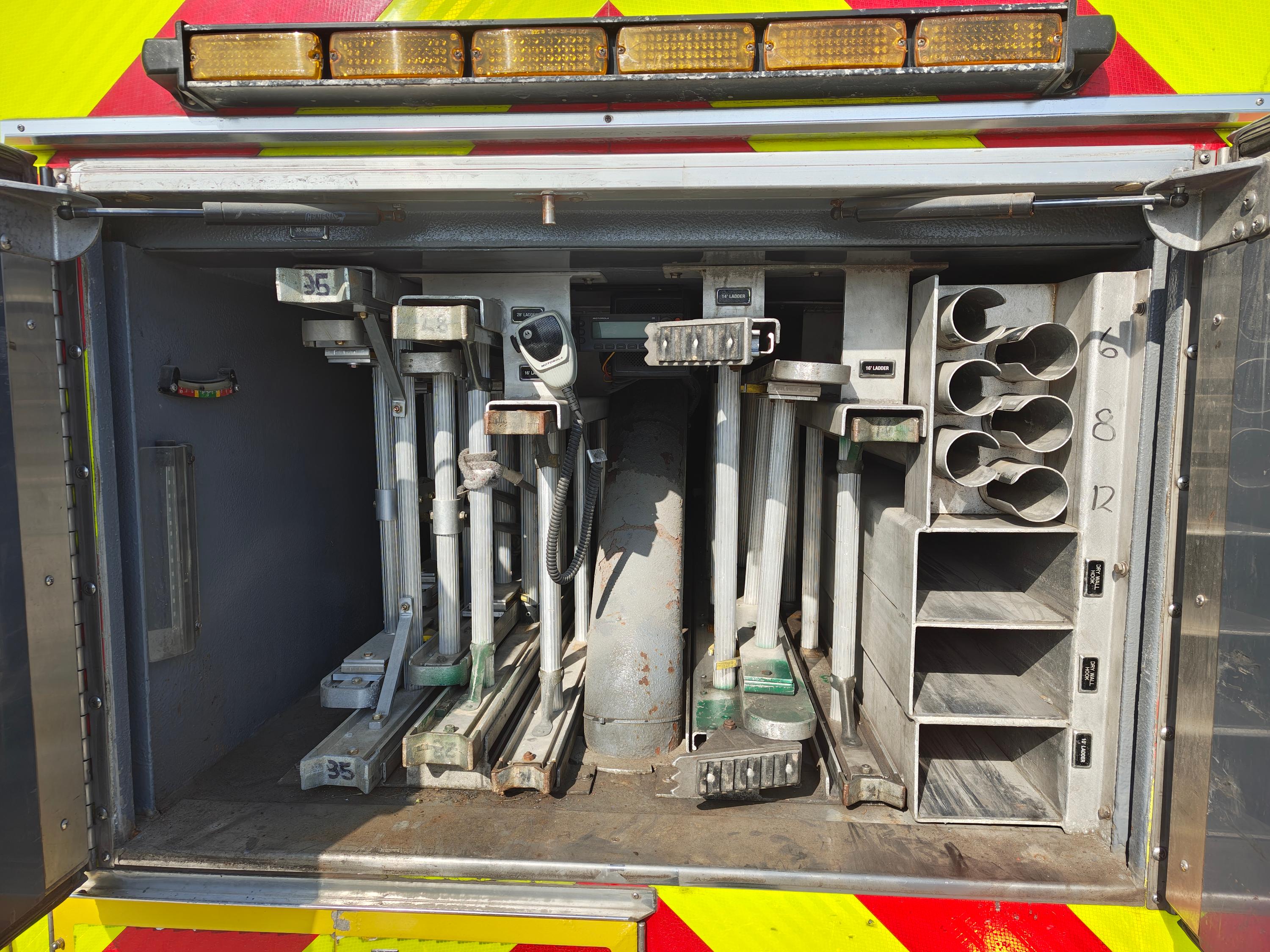2013 Ferrara Igniter 107' Aerial - image 22