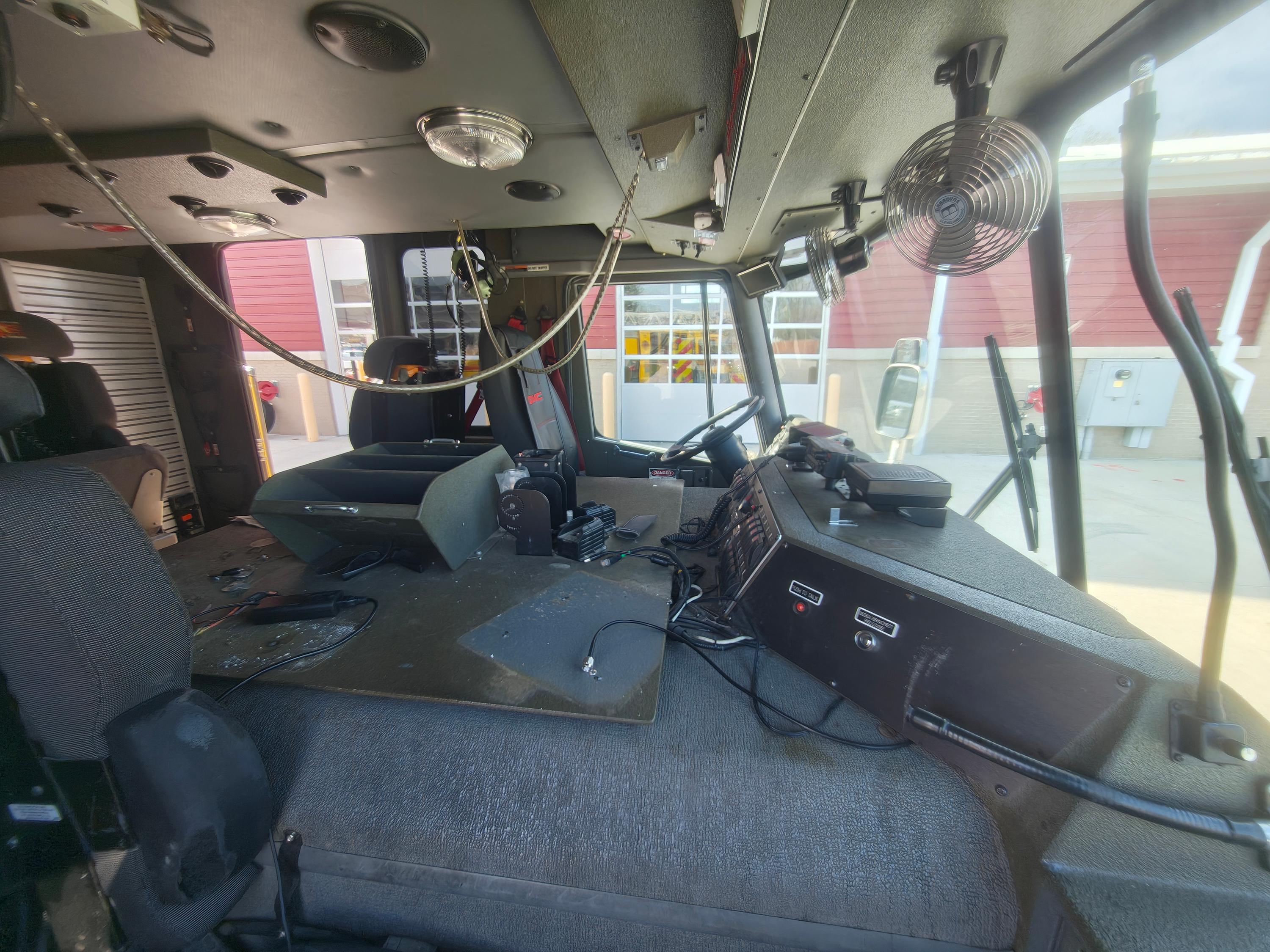 2013 Ferrara Igniter 107' Aerial - image 41